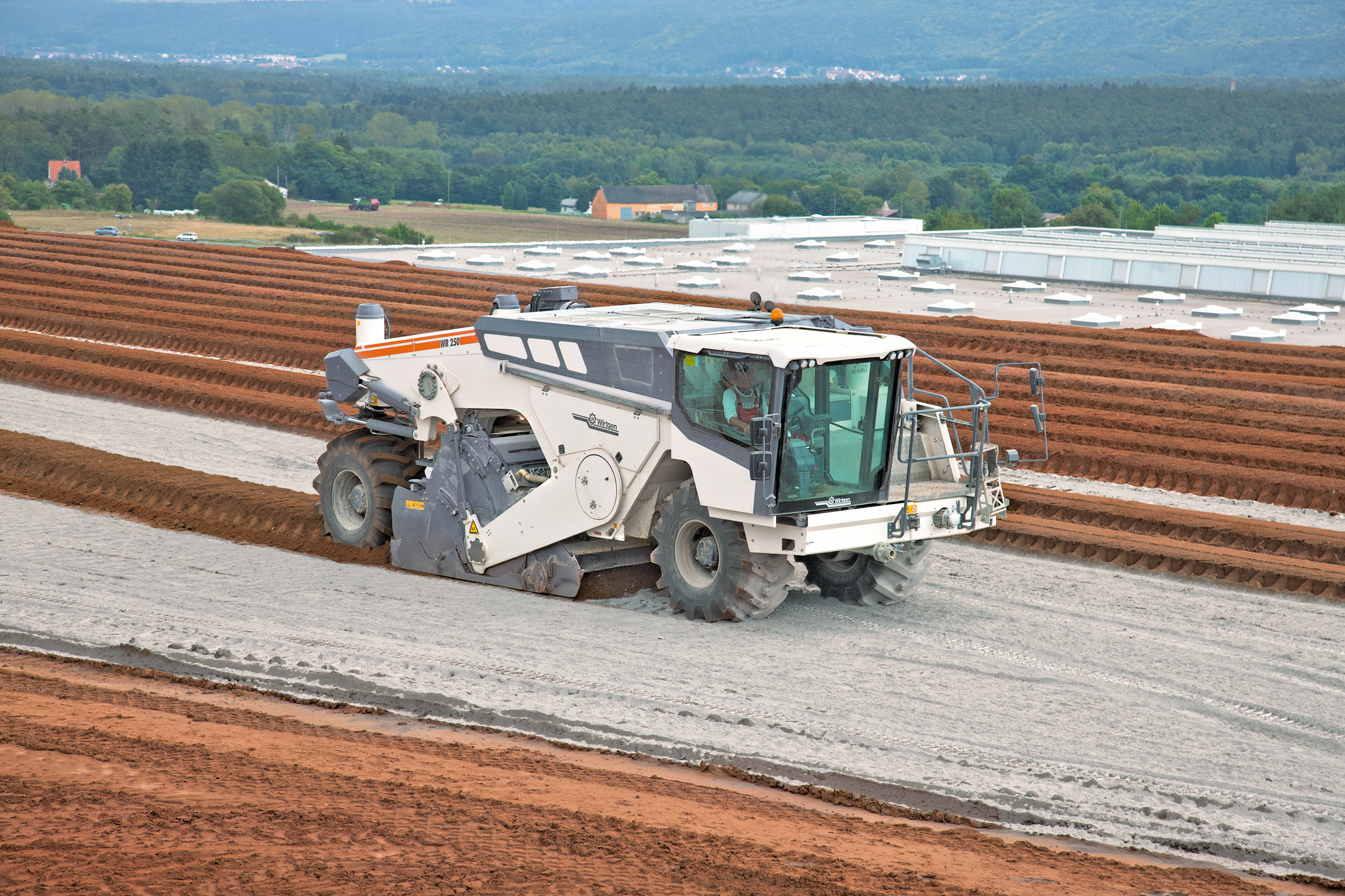 The Wirtgen WR 250 reclaimer/stabiliser is a high performance machine designed for use in challenging applications Wirtgen WR 250 reclaimer/stabiliser