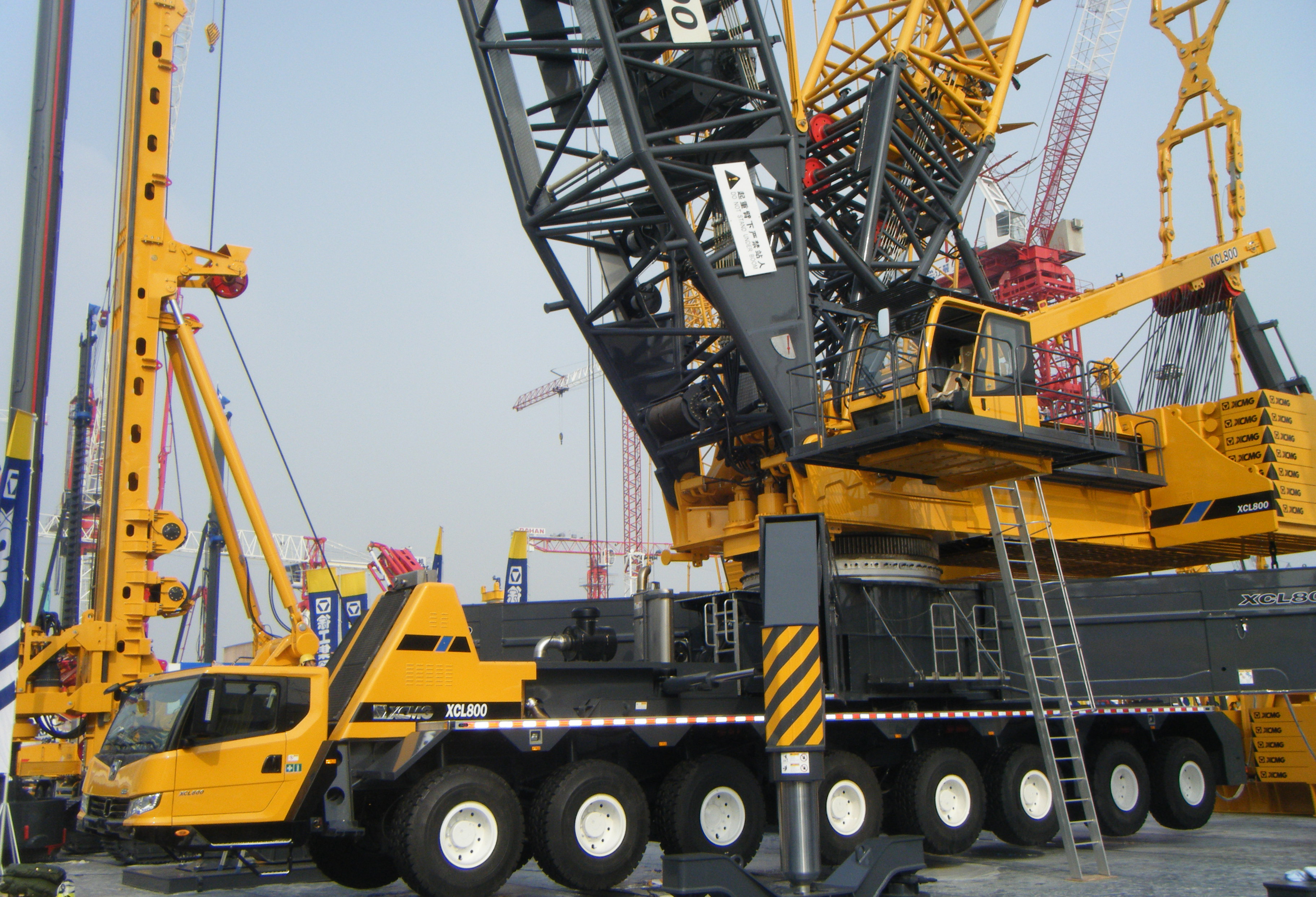 In the crane sector, XCMG now ranks amongst the world leaders bauma China 2014 Preview XCMG crane