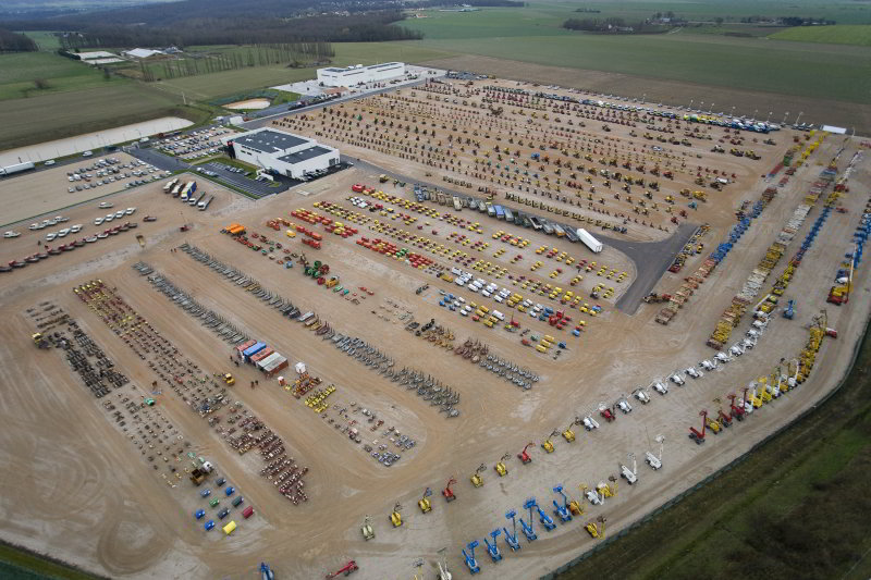 French contractor Eiffage Travaux Publics will sell more than 80 Volvo and Caterpillar equipment items in the auction St Aubin auction site