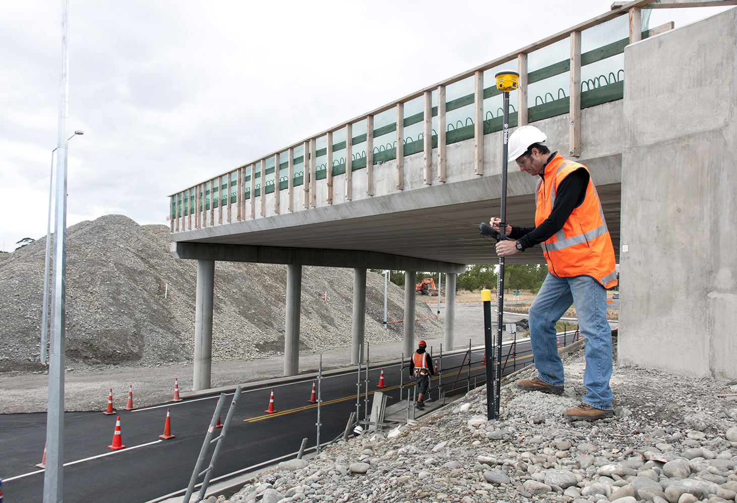 Trimble’s smart positioning services offer productivity gains Trimble positioning services tools