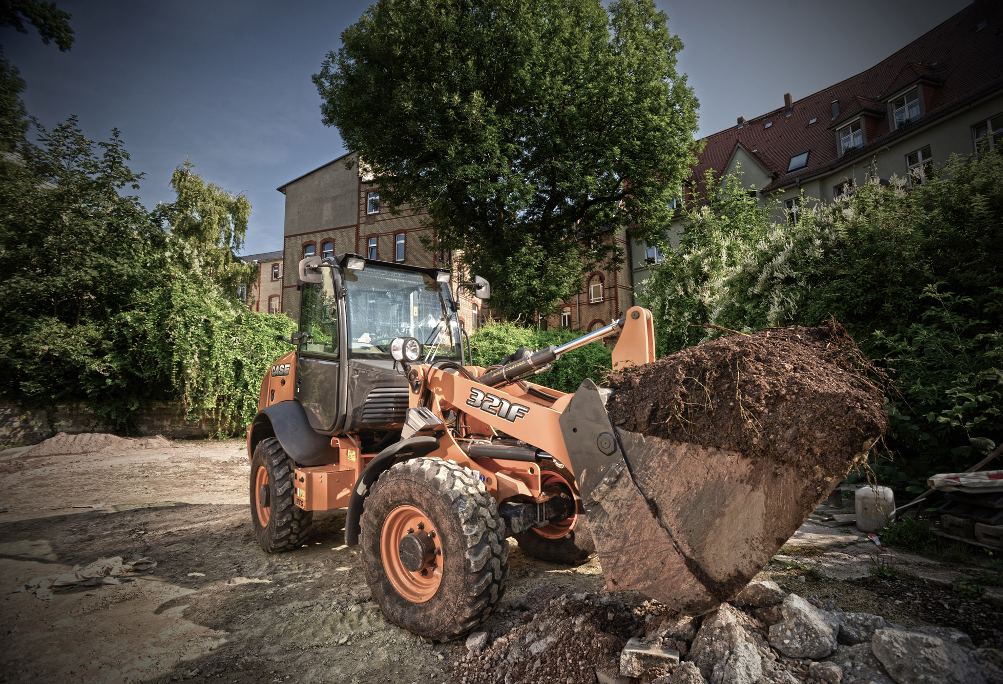 The 321F is one of the new Case CE F-Series compact wheeled loaders on show at INTERMAT 2015 Case 321F F-Series compact wheeled loader