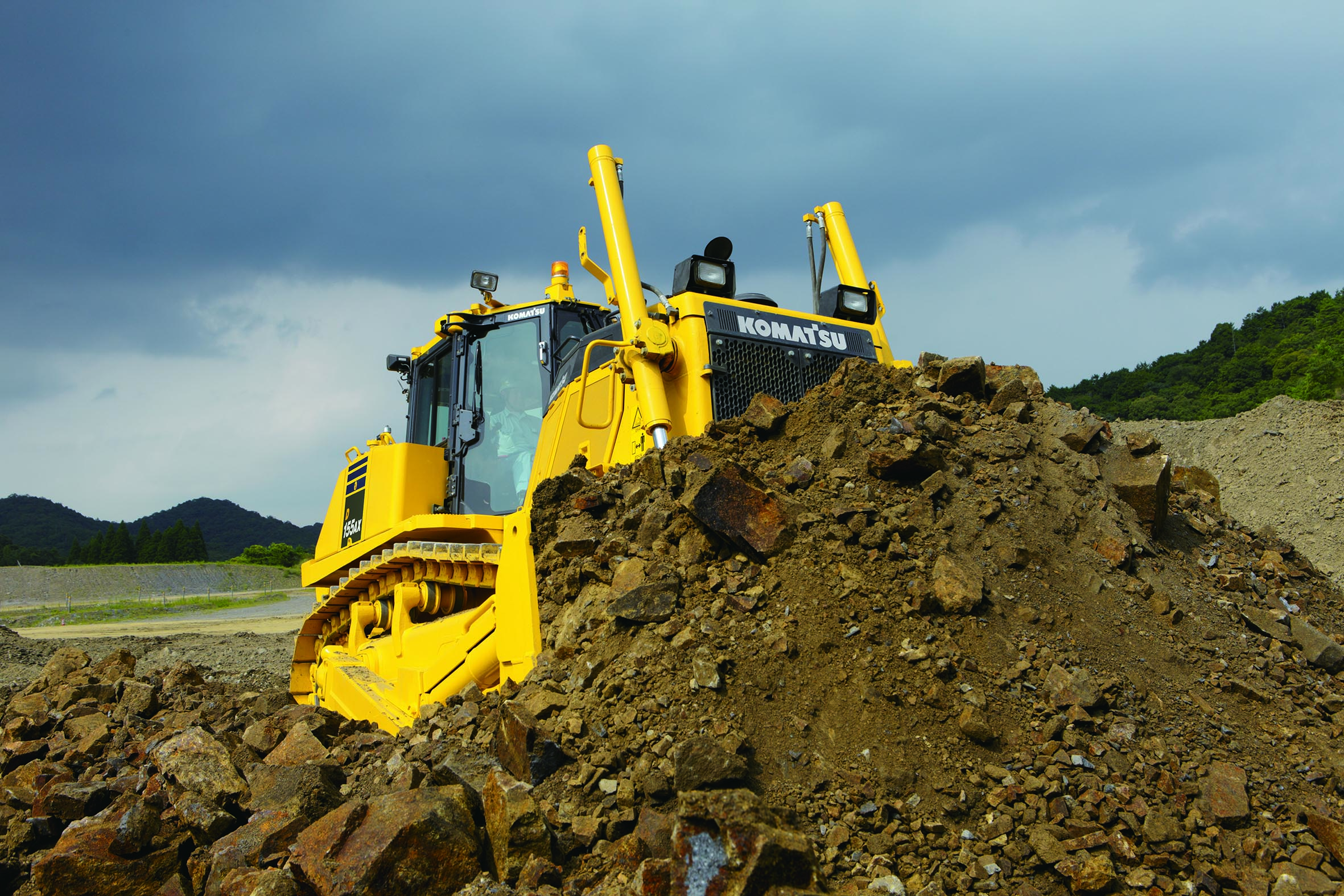 Komatsu’s DX155AX-8 crawler dozer is making its European show debut Komatsu_D155AX-8 dozer