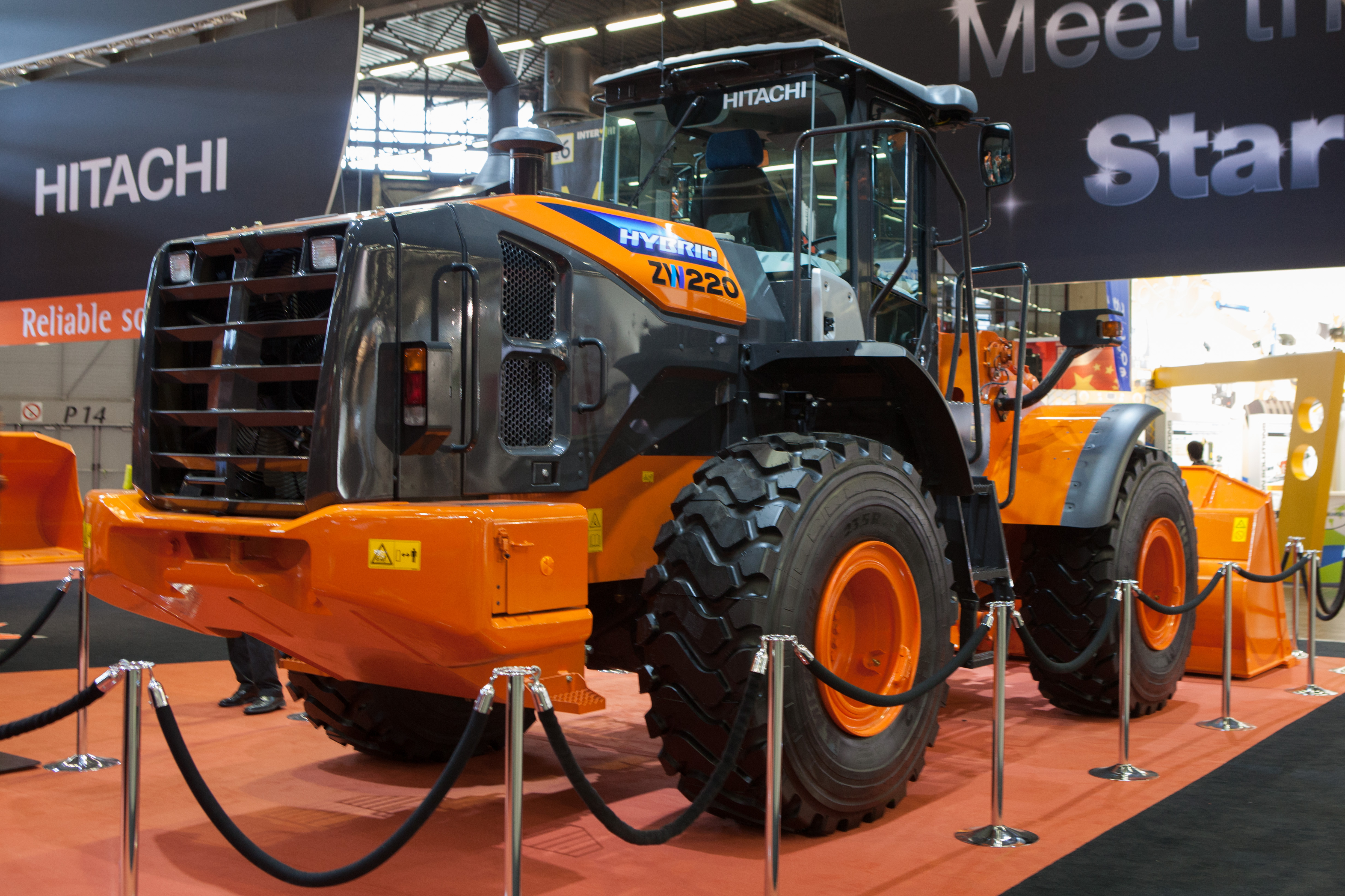 The ZW220HYB-5 hybrid system will improve fuel efficiency by up to 26% Hitachi ZW220HYB-5 hybrid-wheeled loader
