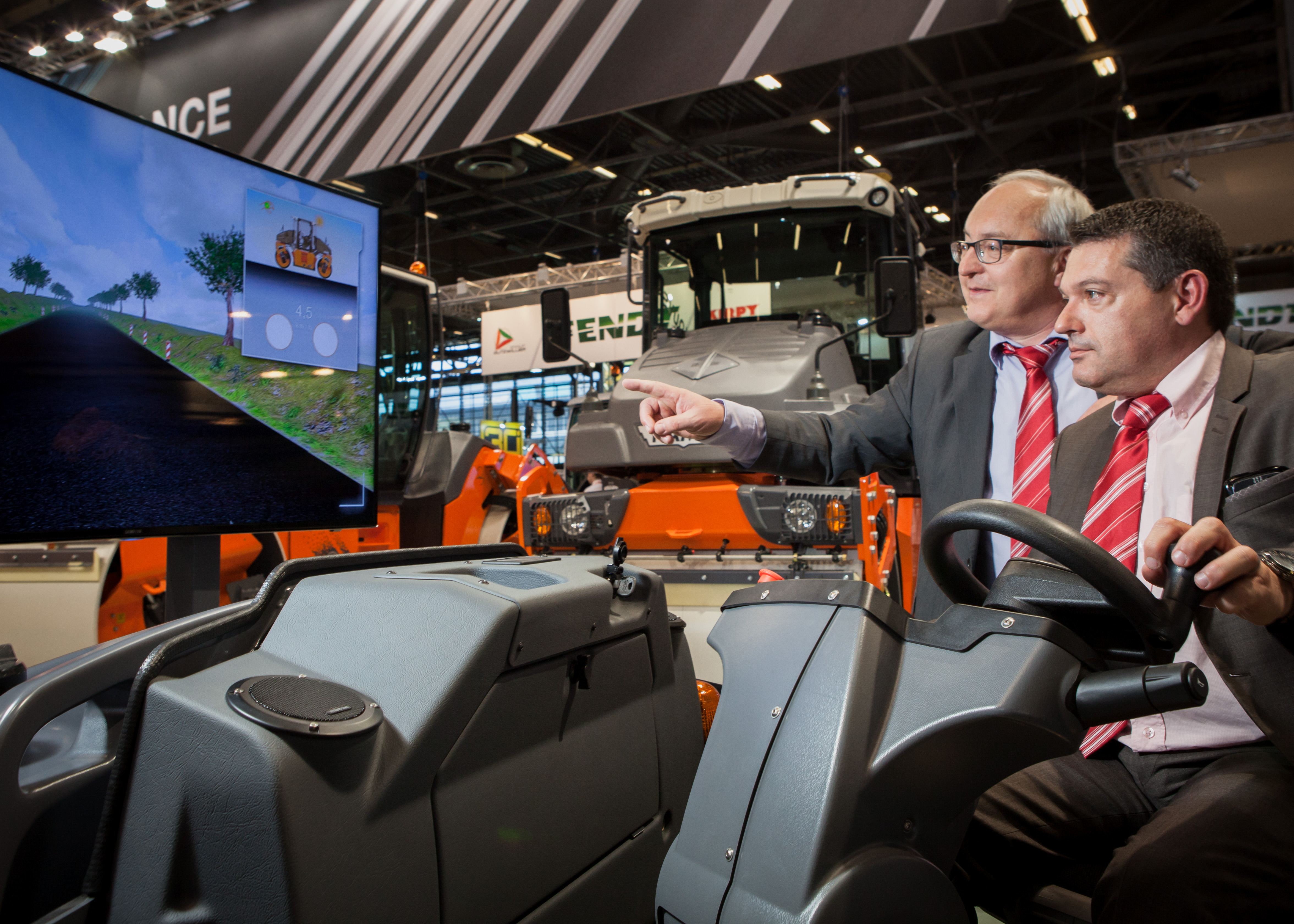 Hamm has developed a novel compaction simulation system Hamm Roller Simulator