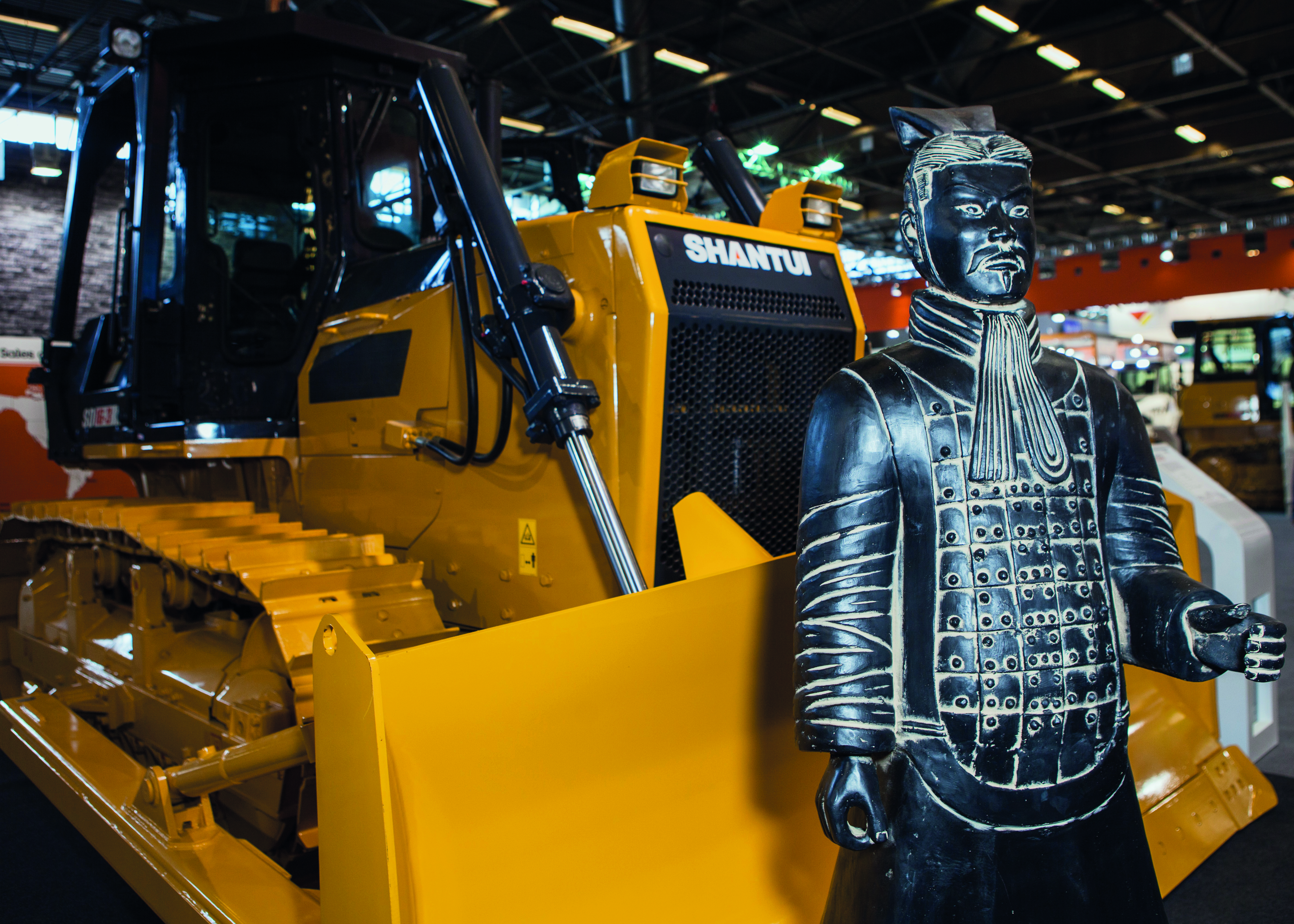 The hydrostatic SD10YE and SD16-3 dozers are Shantui's key offerings in Europe Shantui SD16-3 dozer