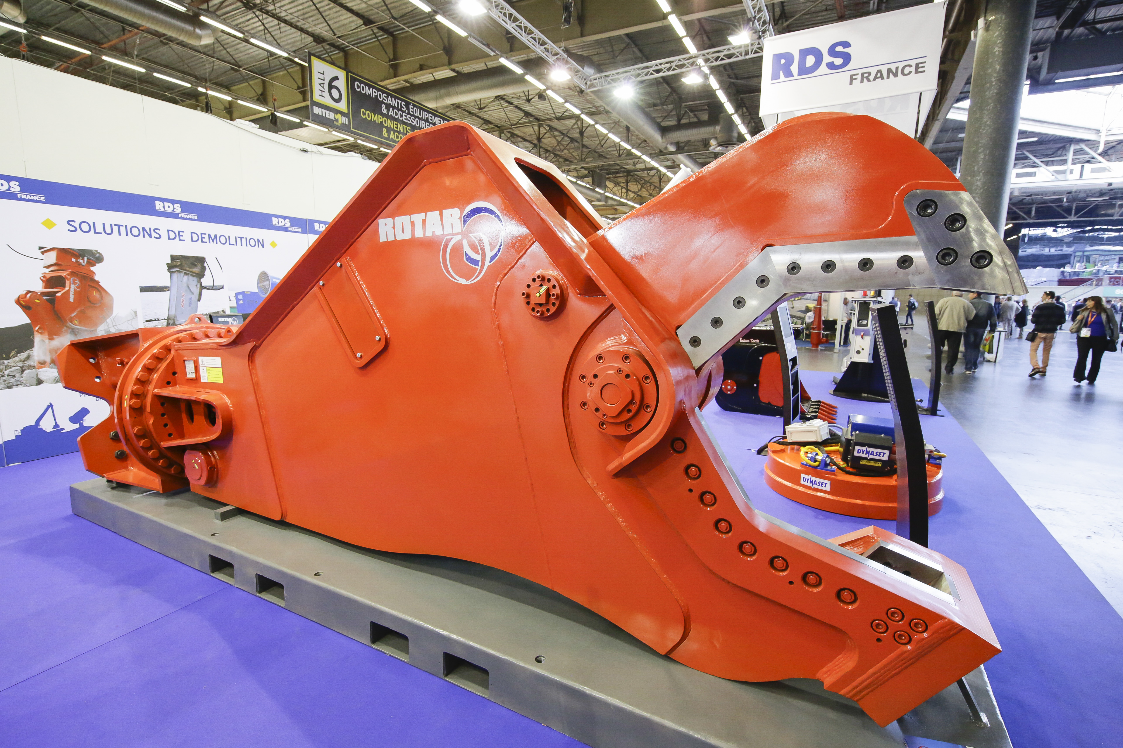 Rotar scrap shears are designed for heavy duty operation RDS Group Rotar scrap shears