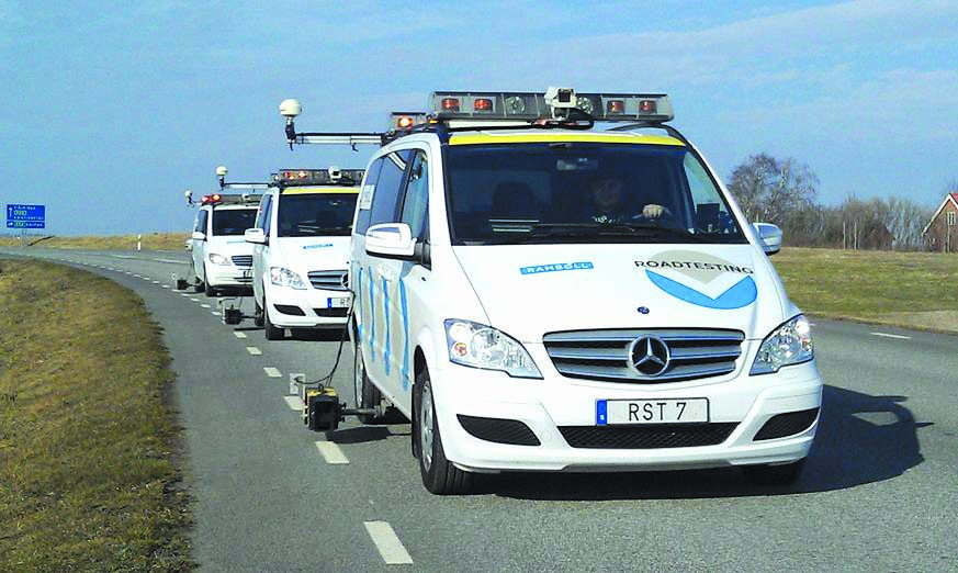 Testing the performance of markings can ensure safety for drivers at night Delta Ramboll Retroreflectometers