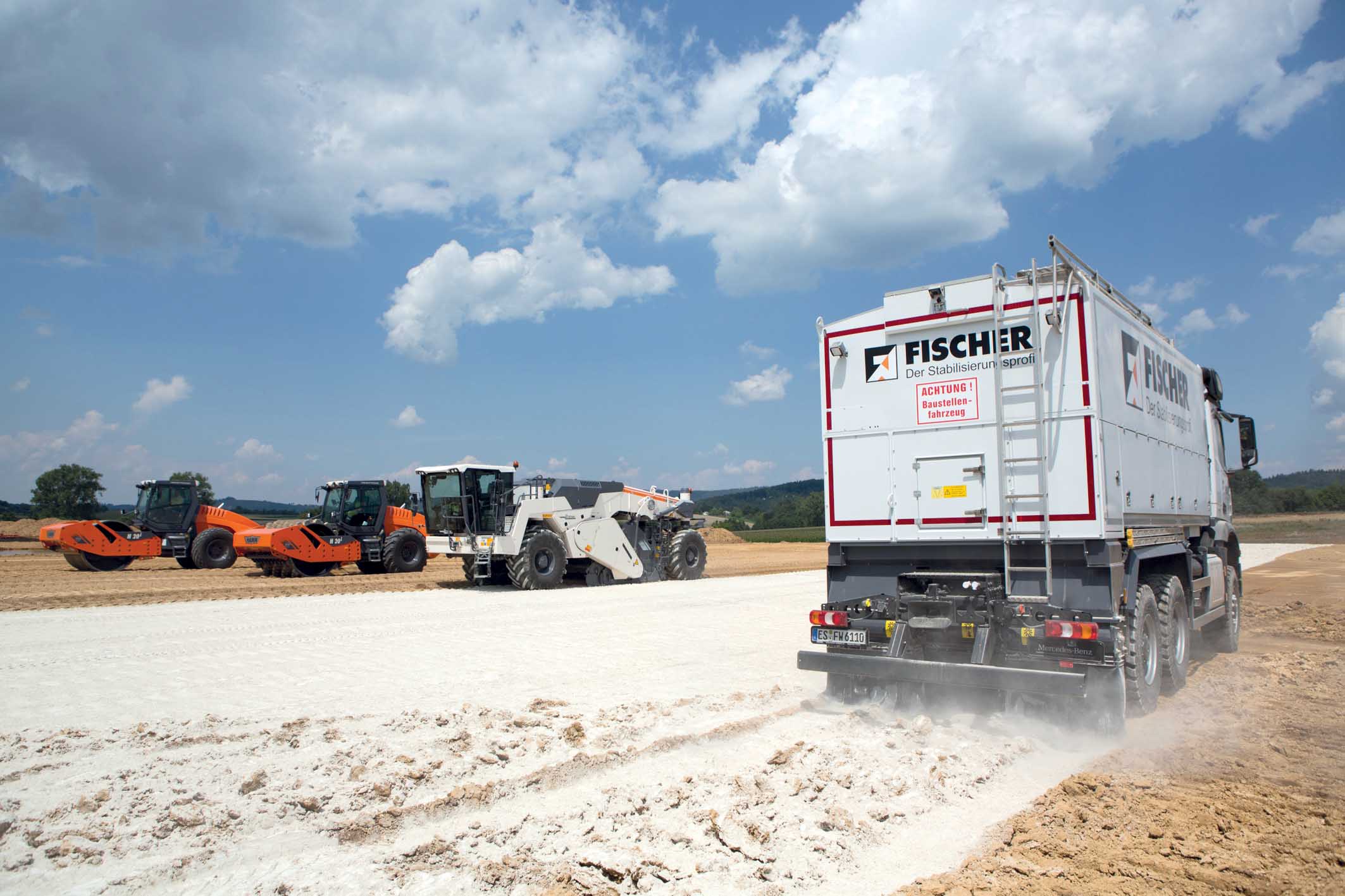 An array of machines from Wirtgen and Streumaster were used to stabilise the new site Wirtgen and Streumaster machines