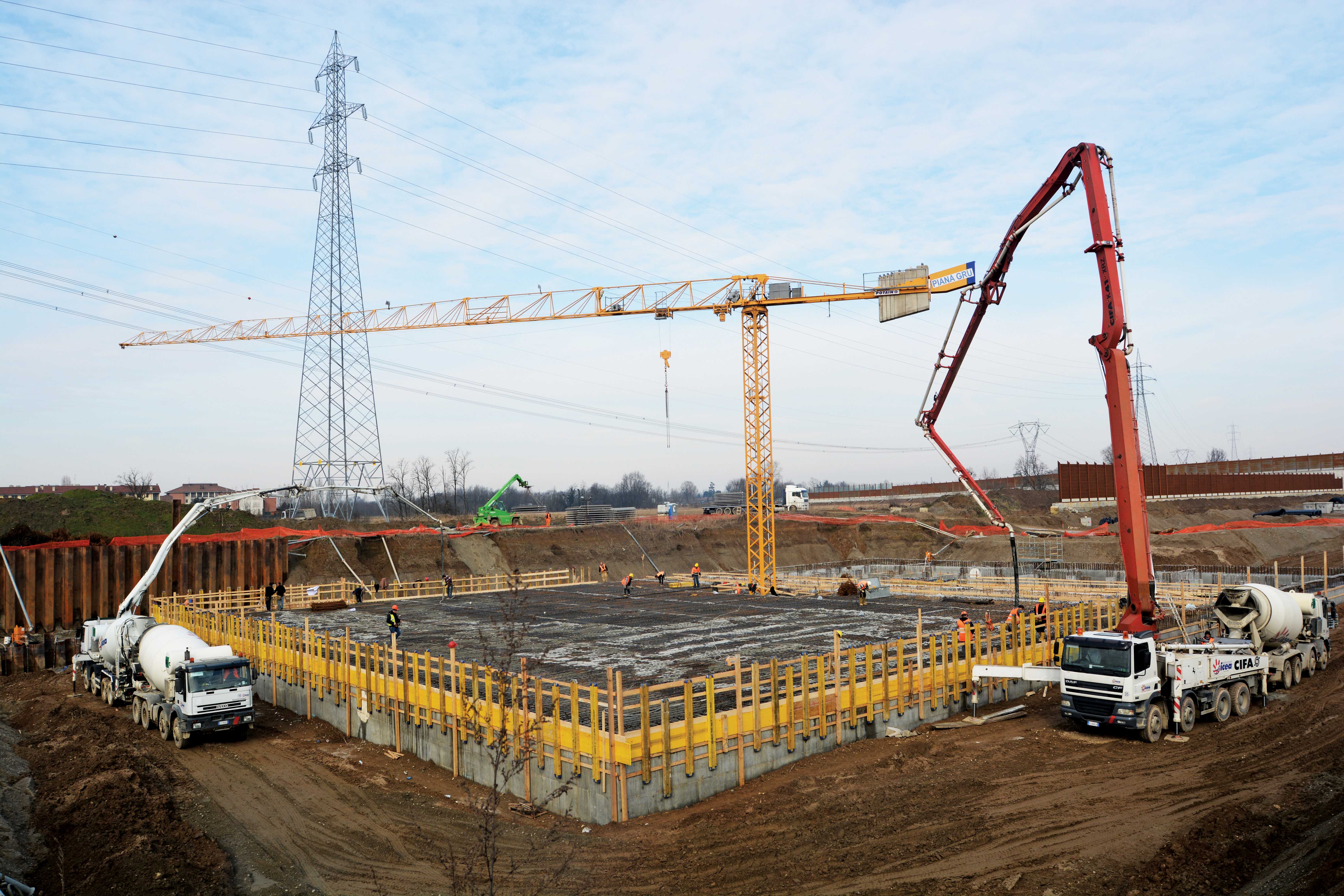 Cifa’s truck mounted K41L XRZ cement pump reaches out on site Cifa’s truck mounted K41L XRZ cement pump