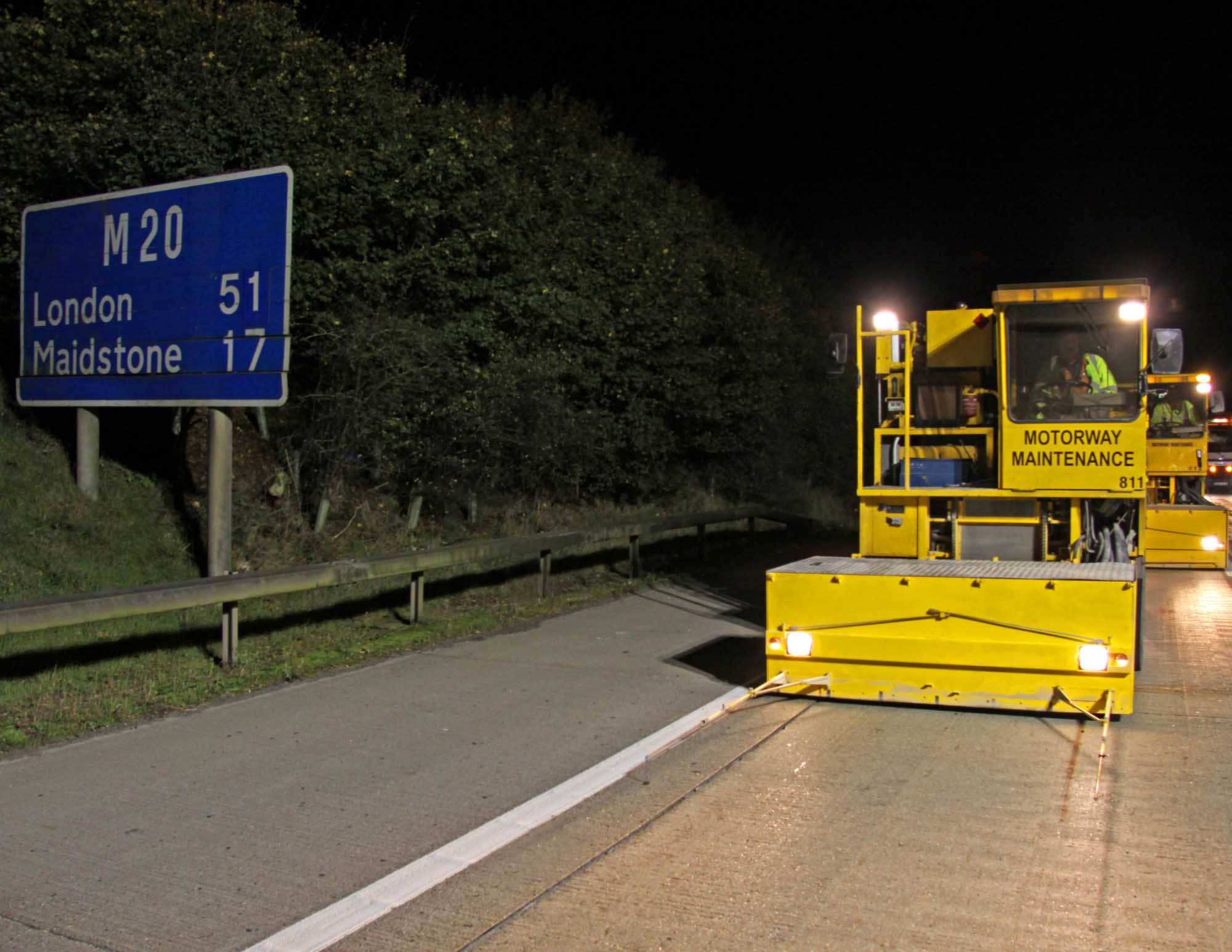 Klaruw’s new grooving system has been used in the UK to improve skid resistance and boost safety for drivers Klaruw’s new grooving system