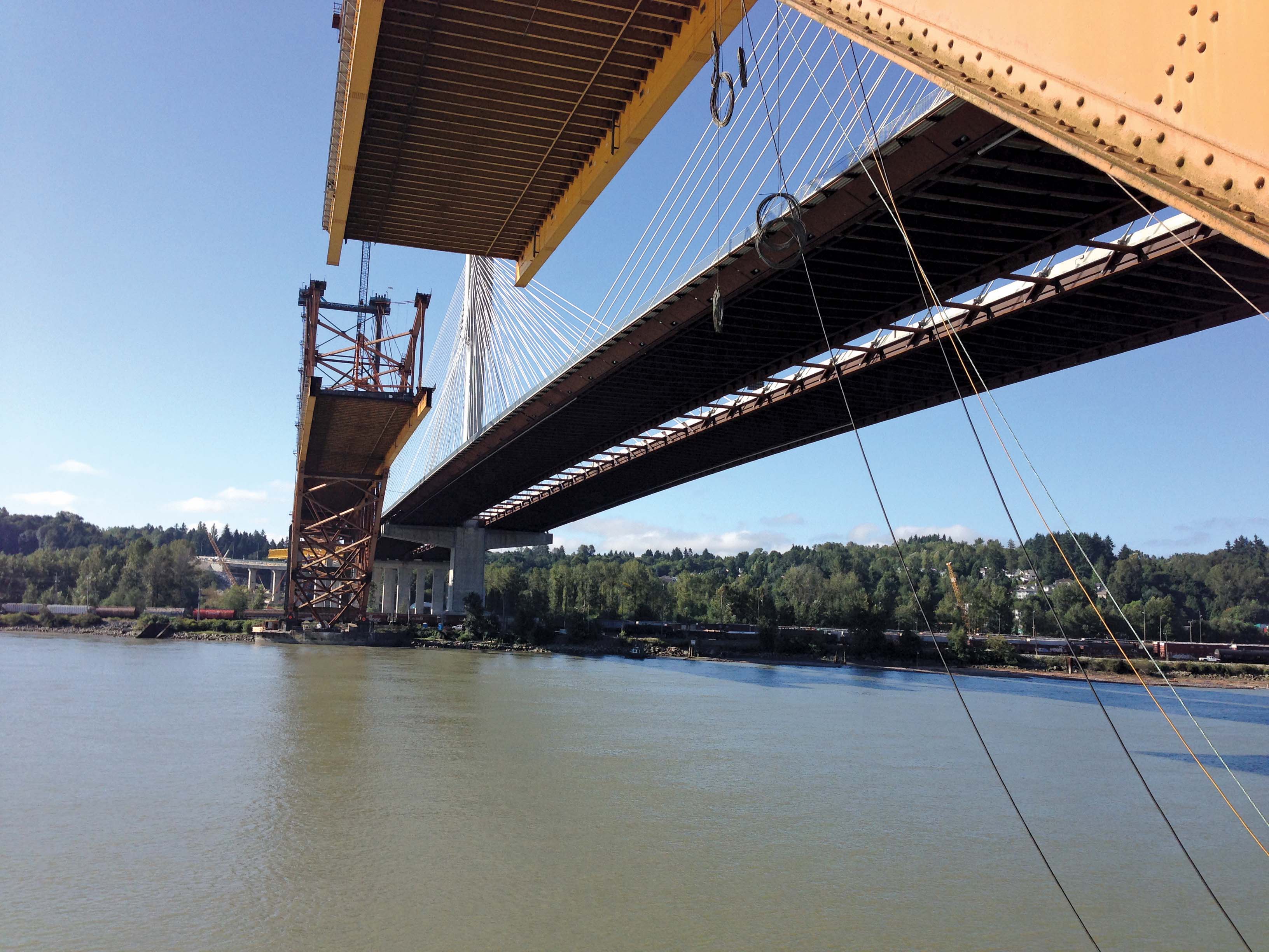 The gap widens as the two cantilevers recede from each other gap widens on Port Mann Bridge