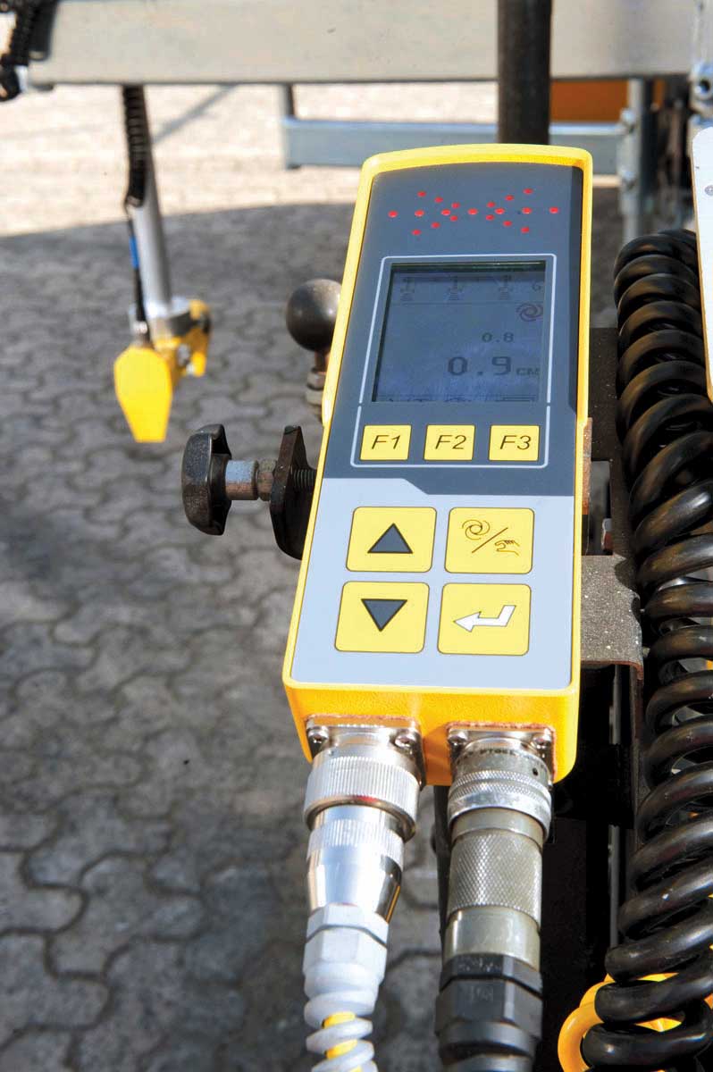MOBA claims its new system offers improved paving surface quality MOBA improved paving surface quality