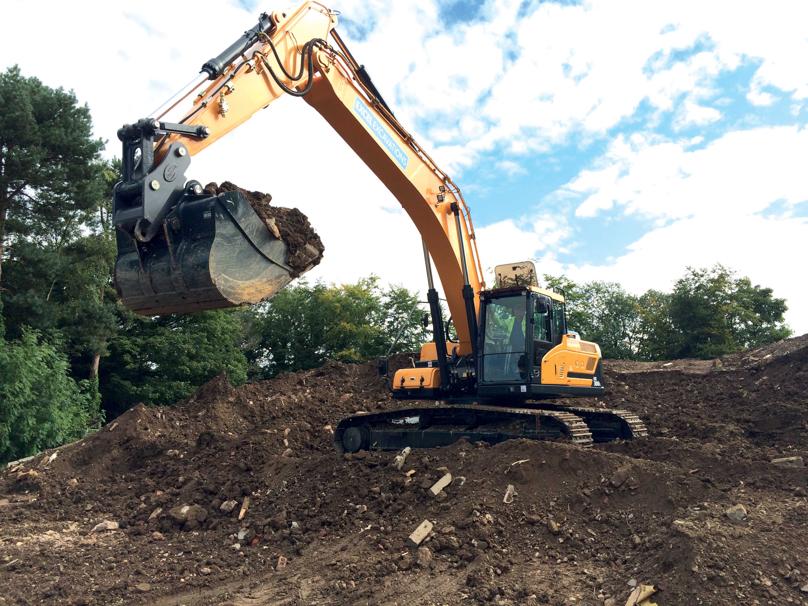 No groaning about the HX300 L being a fast loader Hyundai HX300 L excavator