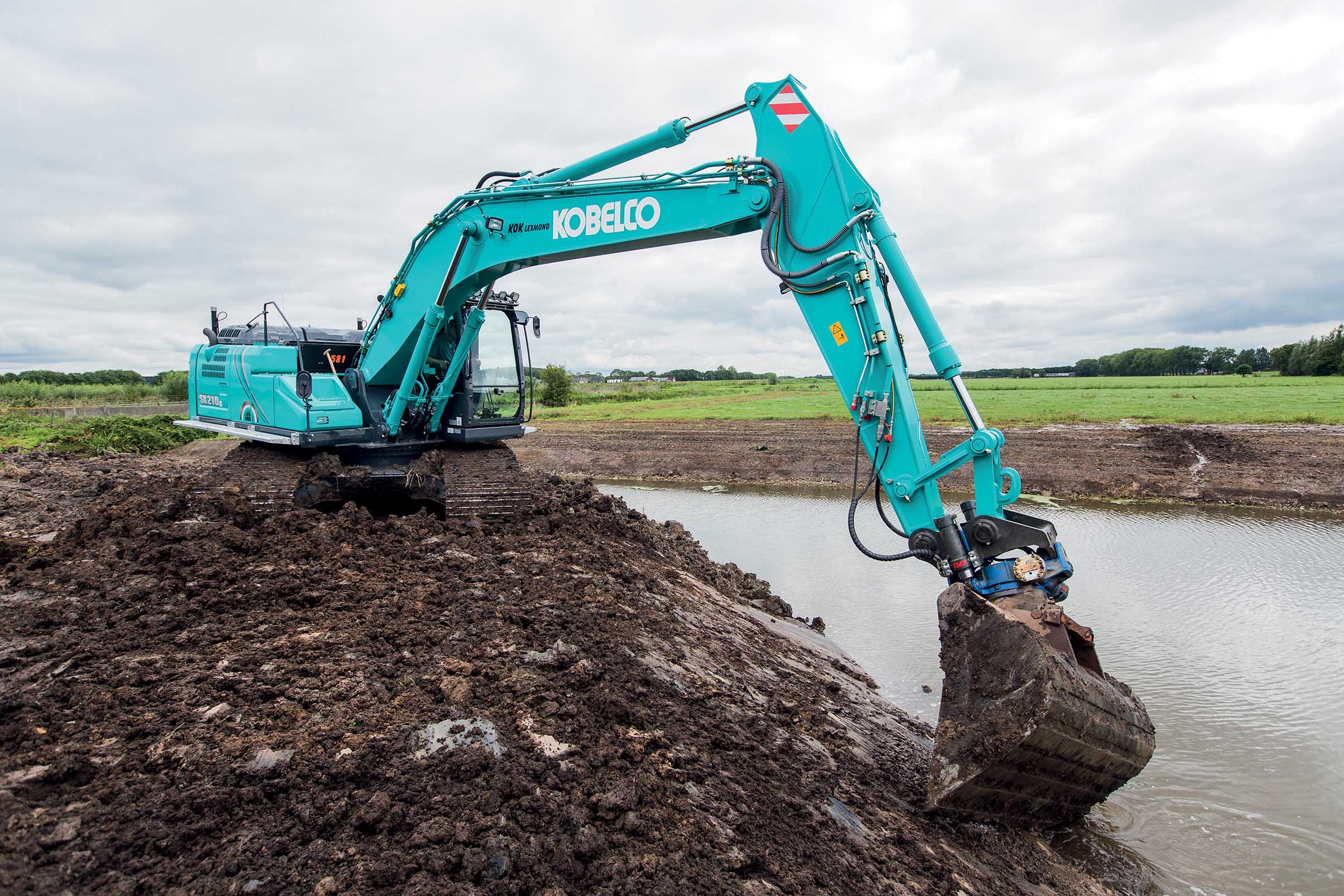 Latest Kobelco SK210LC-10 Generation 10 excavator Latest Kobelco SK210LC-10 excavator