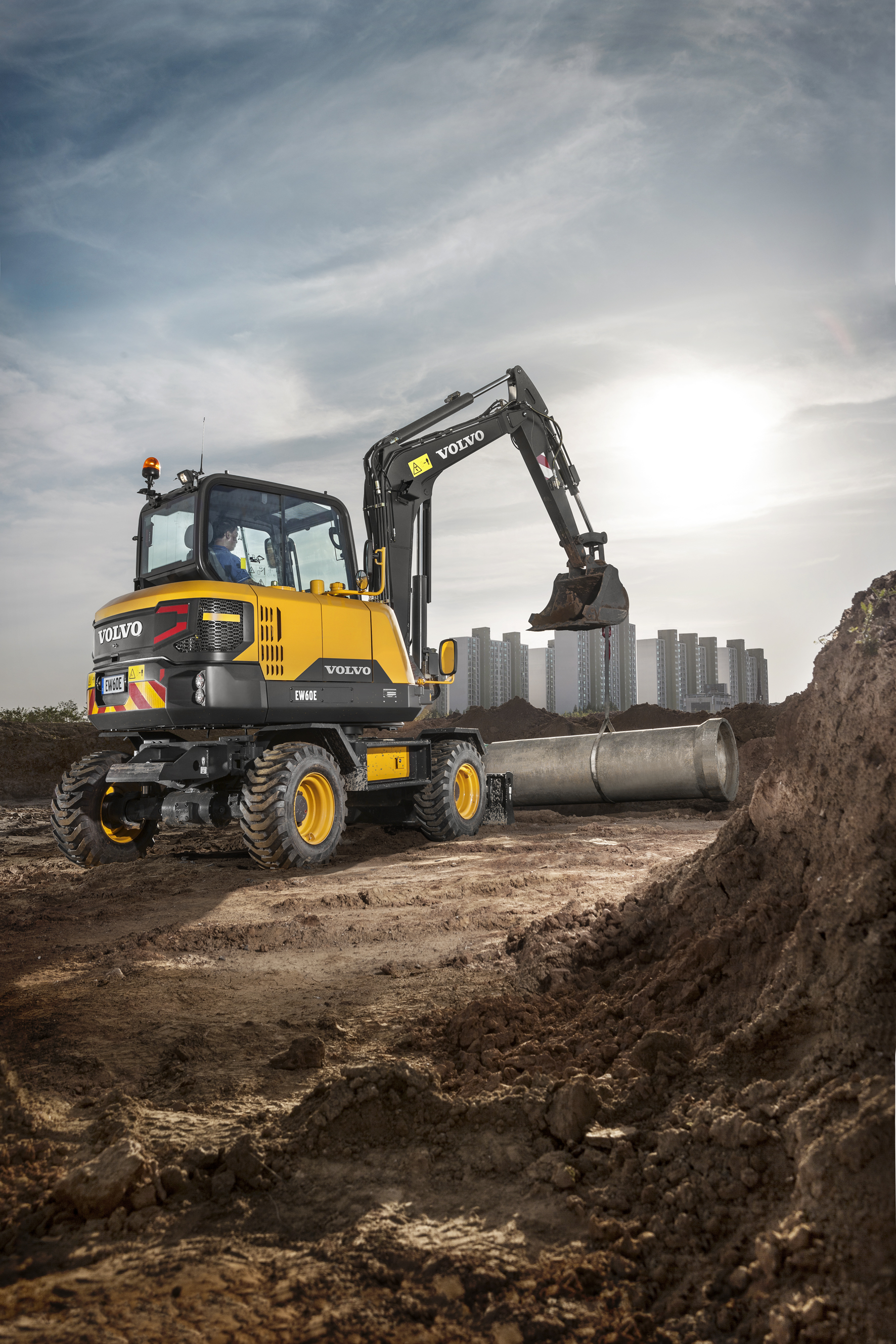 Volvo’s EW60E focuses on mobility Volvo’s EW60E wheeled excavator