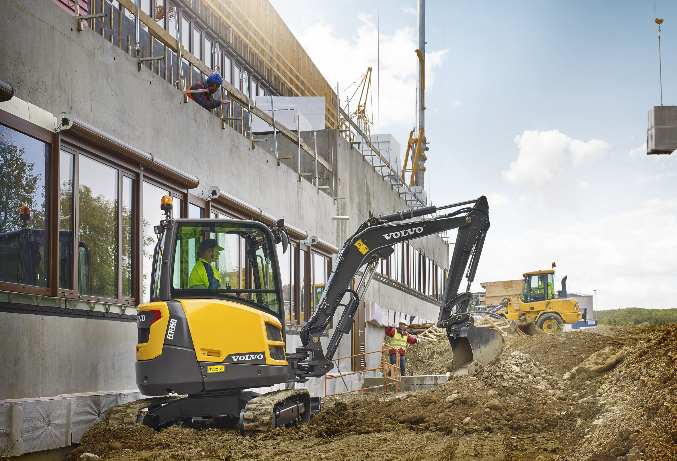 Volvo’s compact excavators, easier to control Volvo’s compact excavator