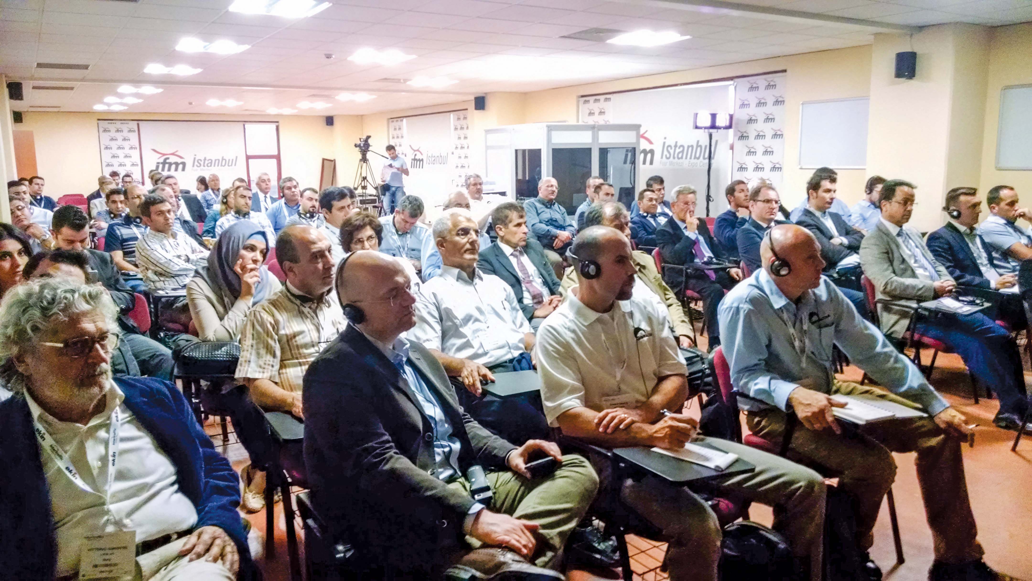 In 2015, IRF piloted a roadside training workshop during Intertraffic Istanbul IRF roadside training workshop