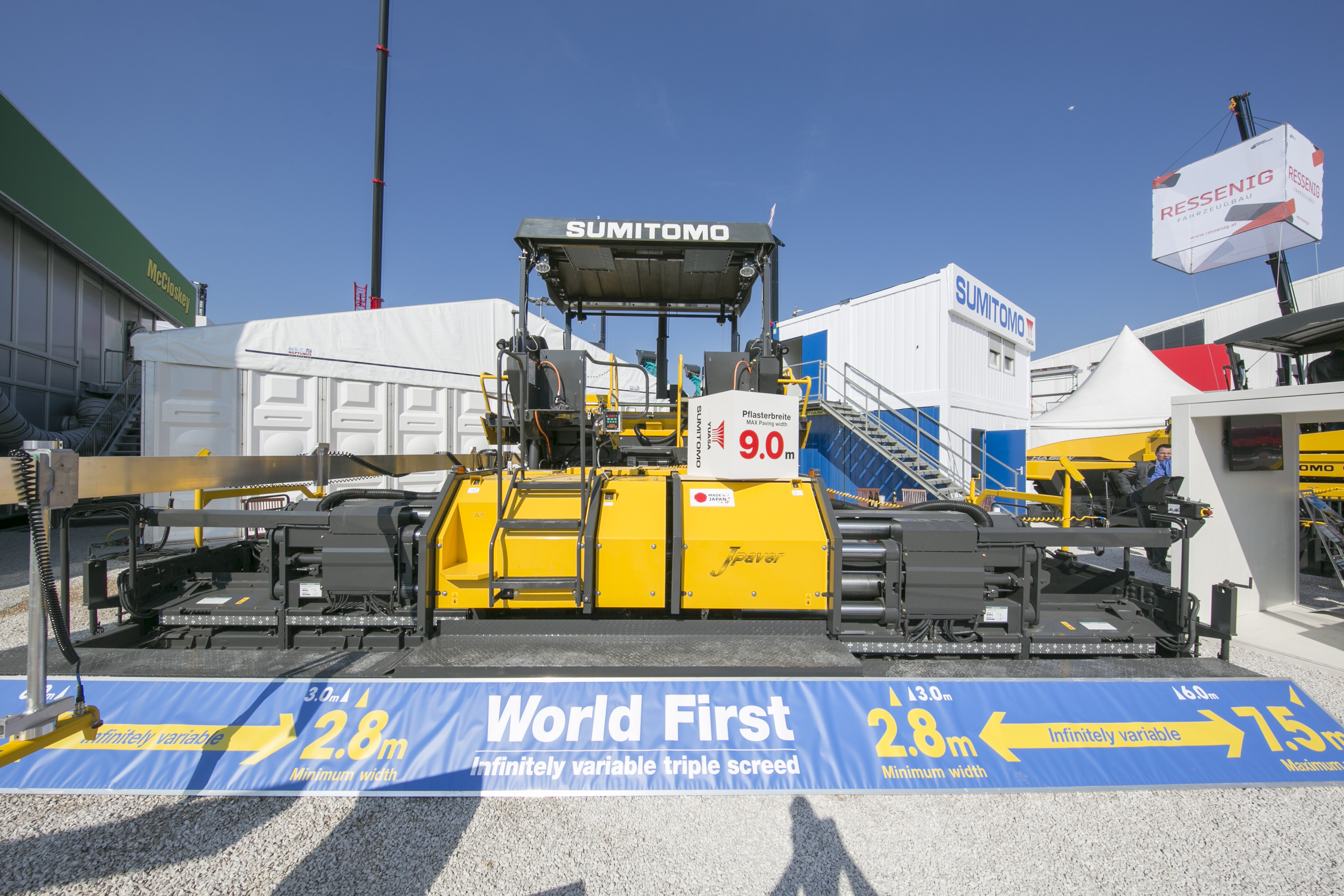 Sumitomo is offering its larger HA90C-2 paver bauma 2016 Daily News Sumitomo HA90C-2 Paver