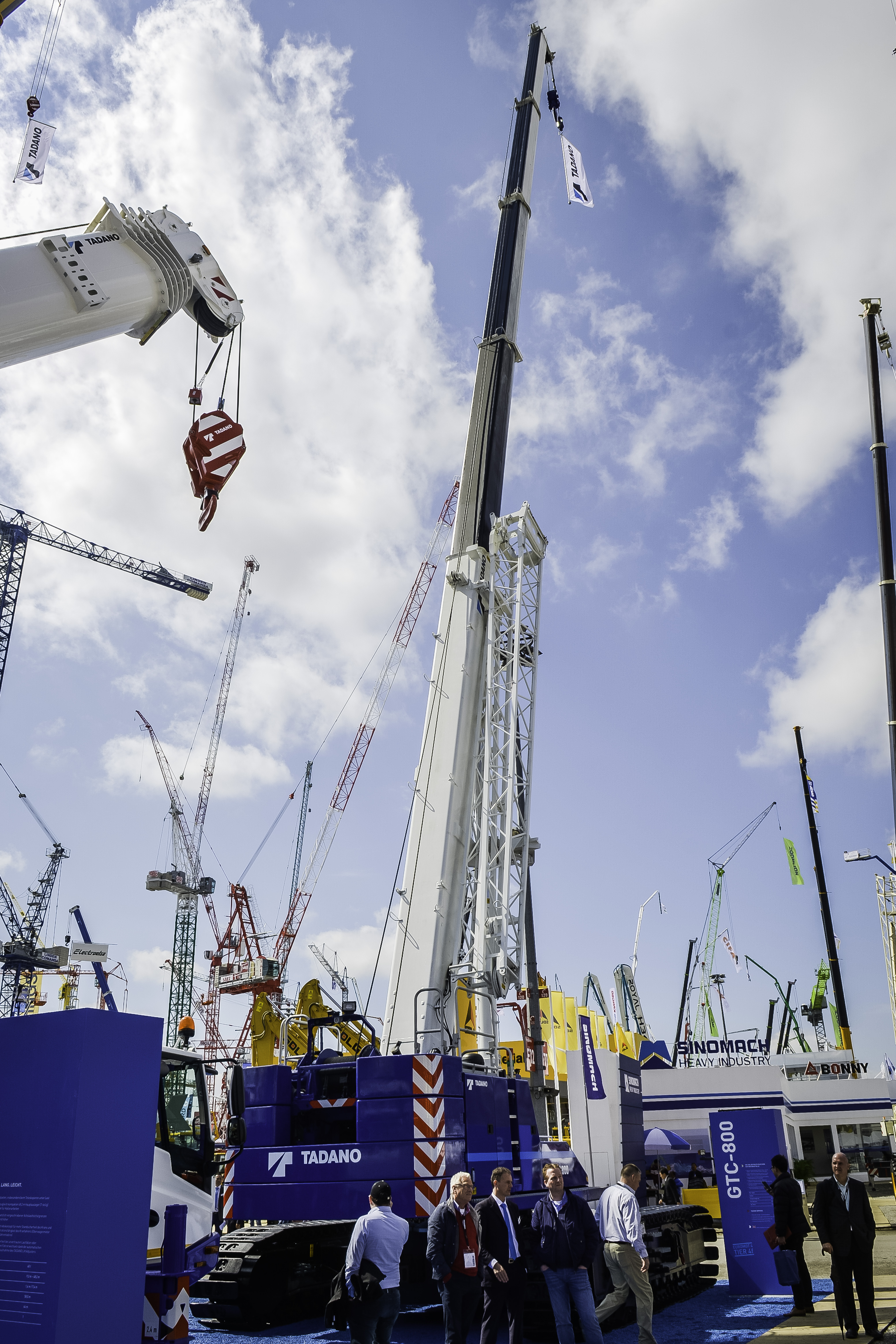 Tadano GTC-800: coming to a European dealer near you Tadano GTC-800 crane