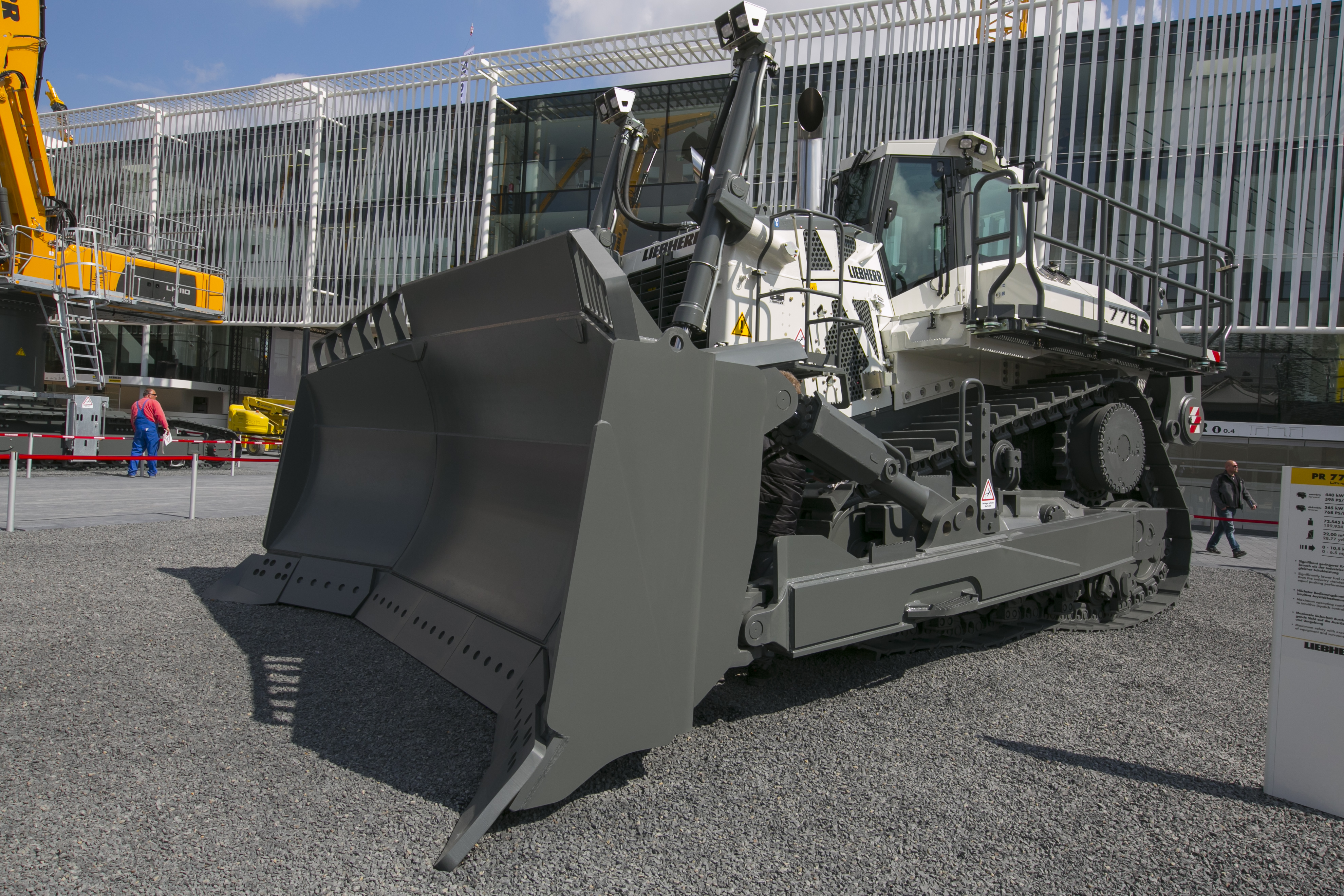 Liebherr’s PR776 is the largest hydrostatic dozer on the market and the firm’s largest ever bulldozer Liebherr’s PR776 dozer