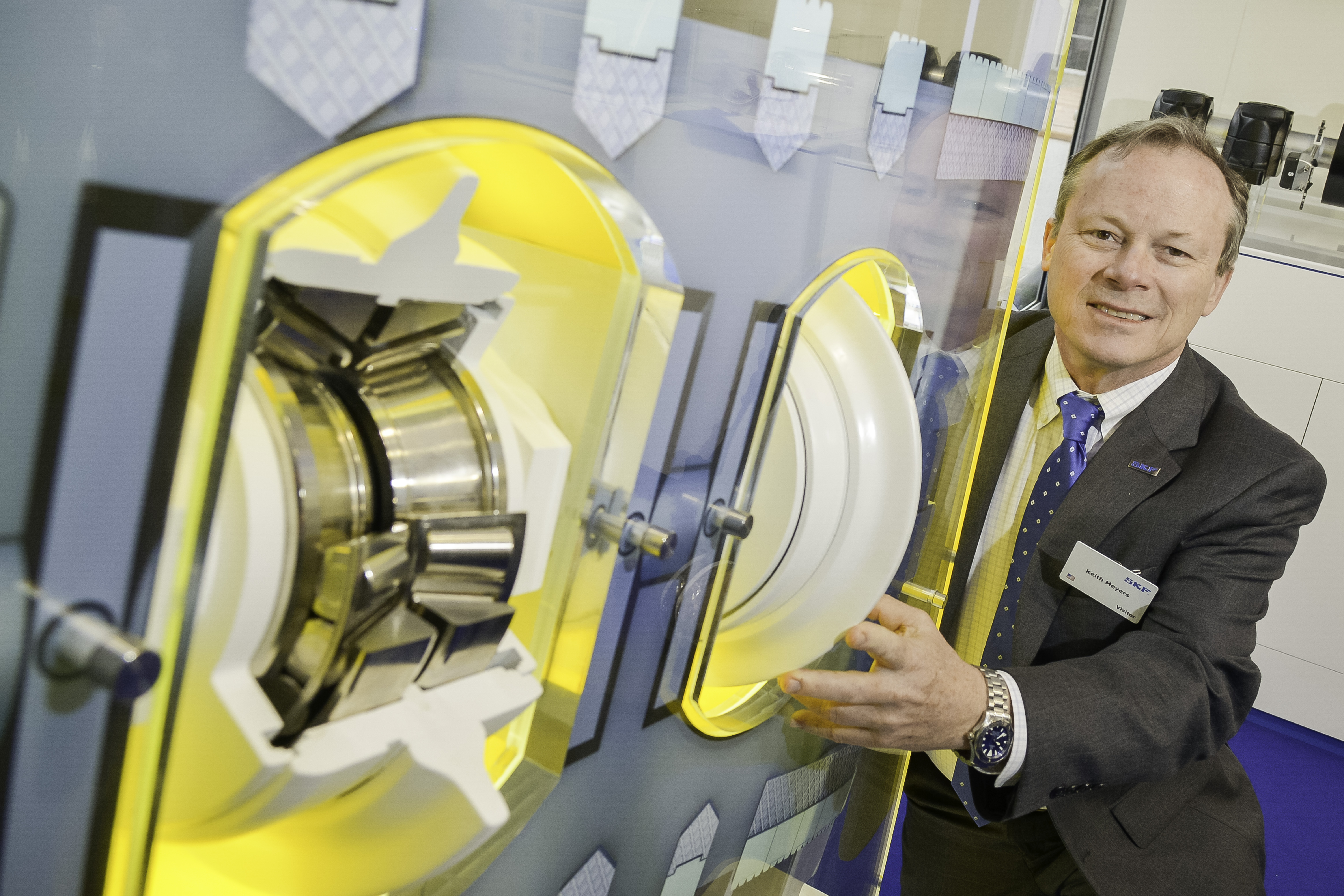 Keith Meyers of SKF with one of the company’s tunnel boring machine solutions bauam 2016 Daily News SKF Keith Meyers