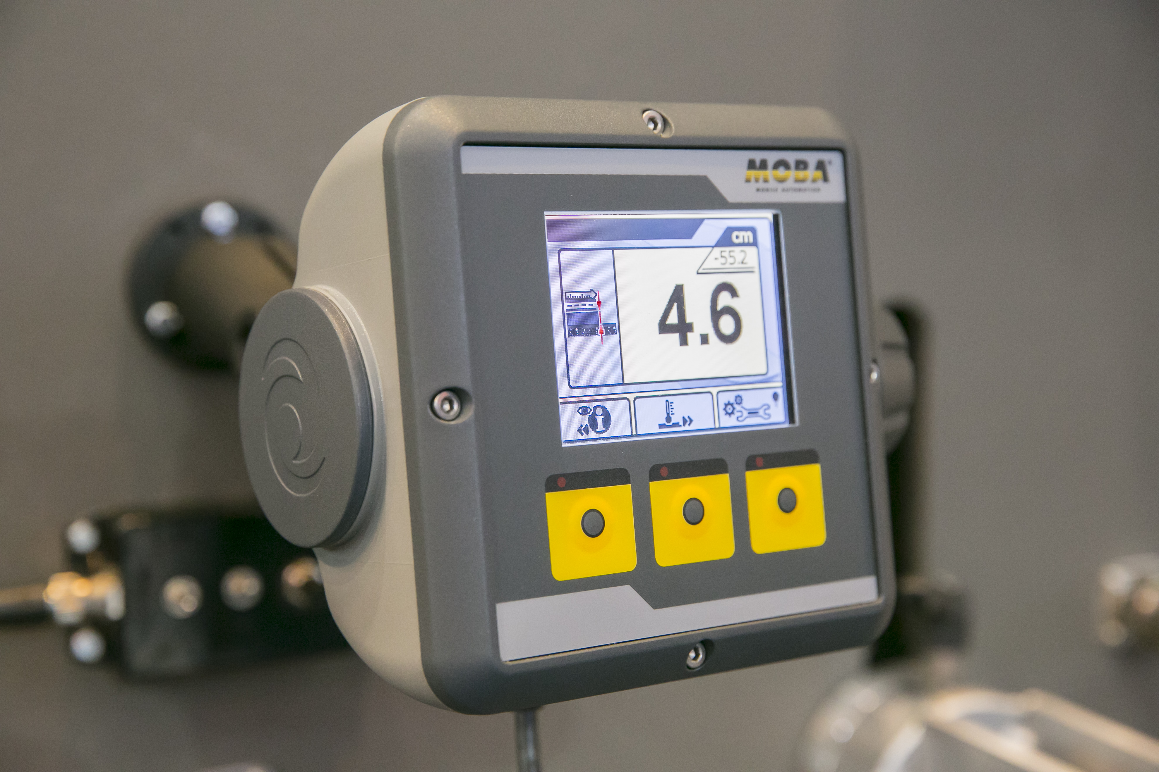 Moba’s new system PAVE-TM sensor technology for asphalt thickness measurement bauma 2016 Daily News Moba Pave-tm sensor