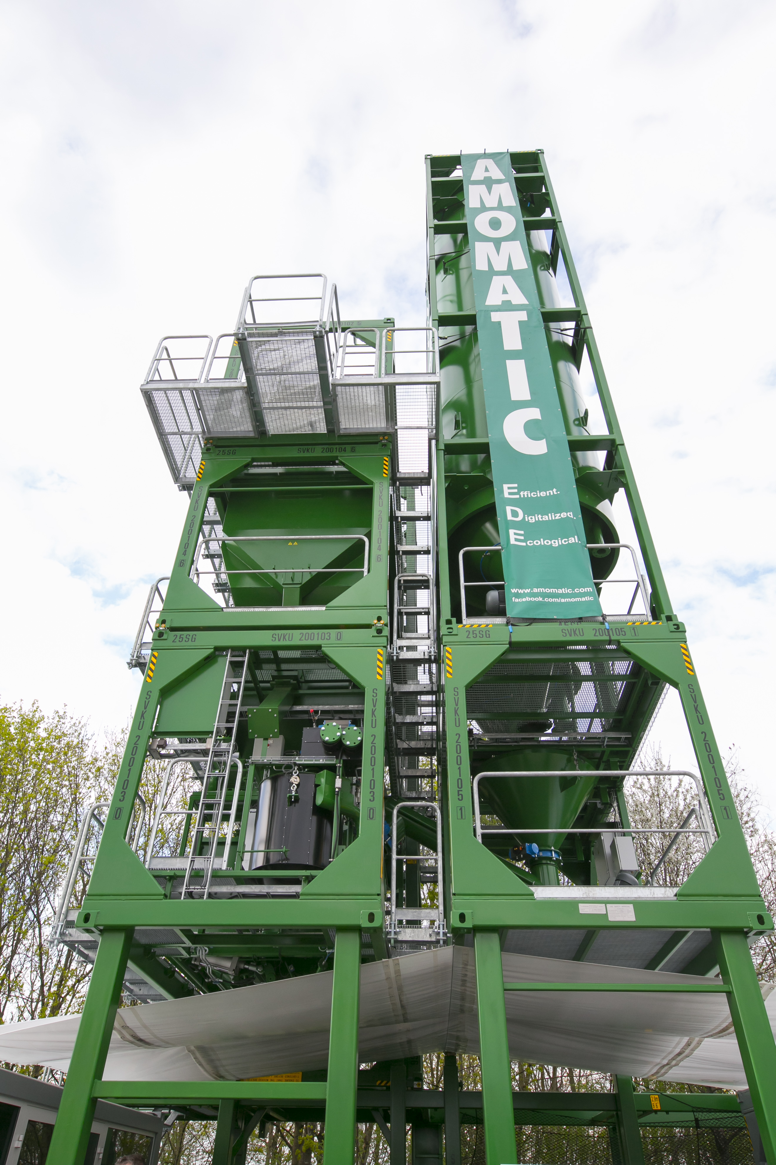 Amomatic’s containerised plant – erected in four hours for bauma bauma 2016 Daily News Amomatic 160 cm