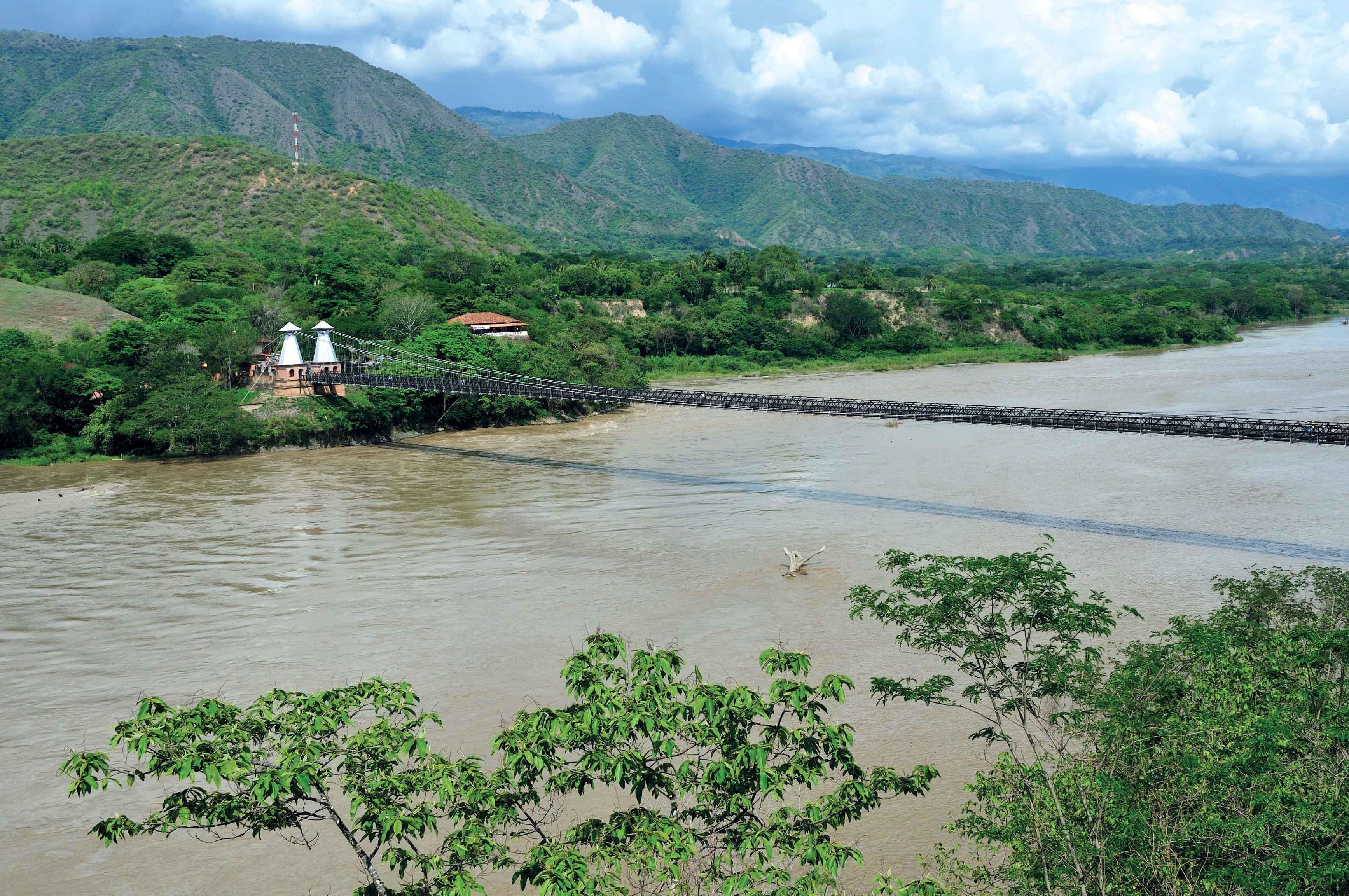 The new Toyo Tunnel runs through the mountains of western Antioquia, an area currently inaccessible due to the challenging geography Toyo Tunnel runs through the mountains of western Antioquia