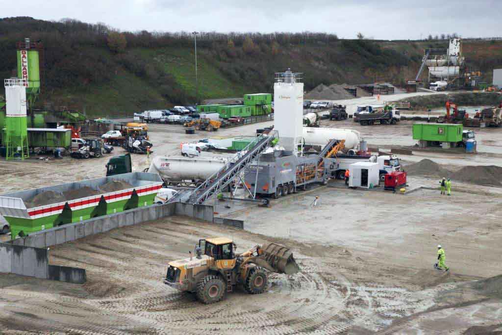 Fully mobile and self-contained, the Rapidmix 400CW from Rapid International Rapidmix 400CW from Rapid International