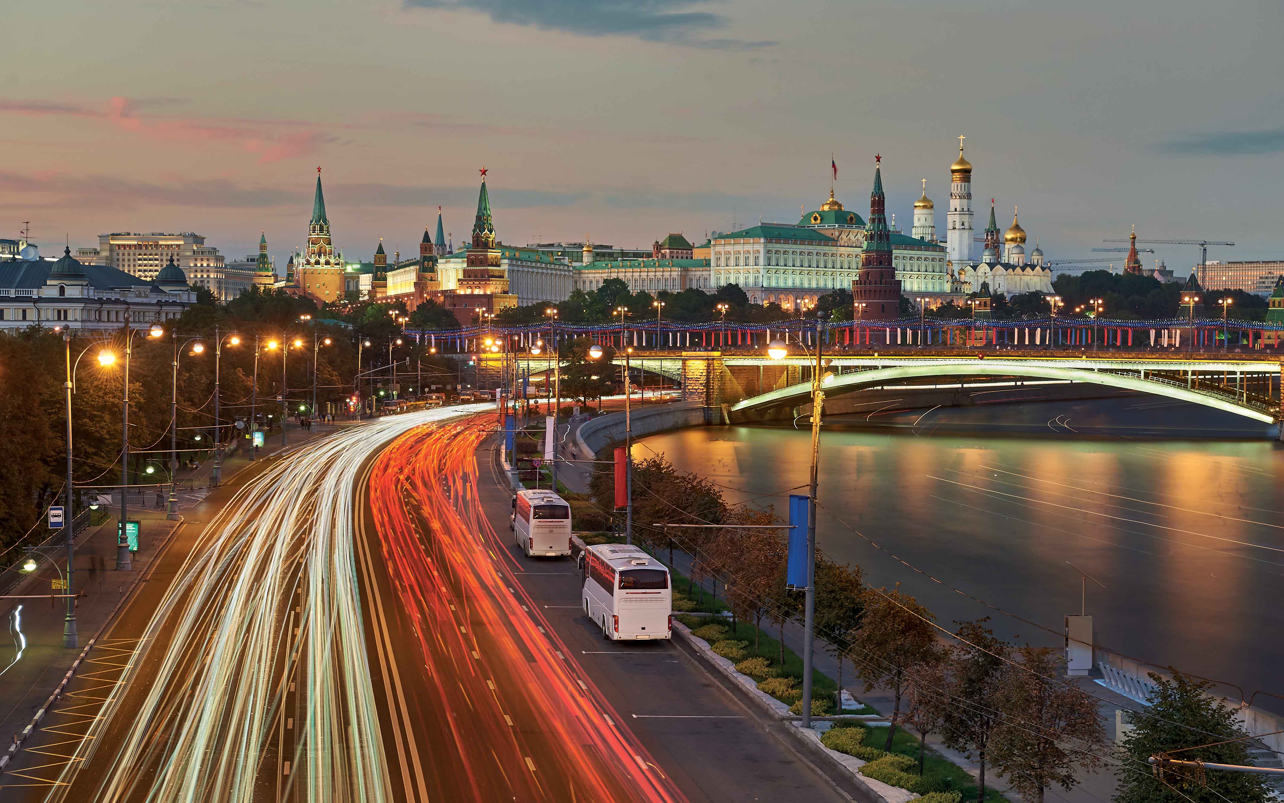 Different solutions for tackling Moscow’s congestion problems are being analysed Moscow’s congestion problems