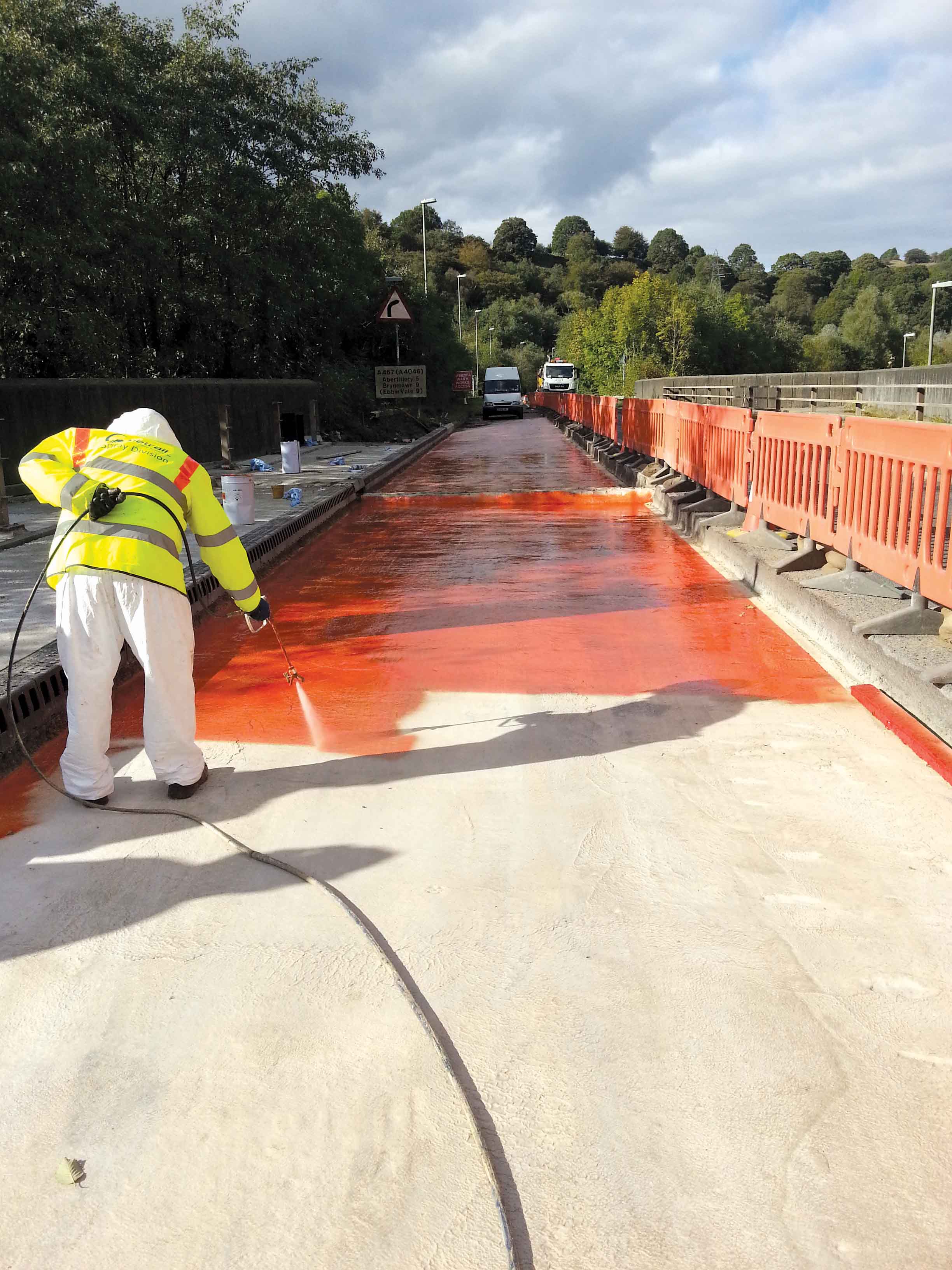 Applying Bond Coat 3 to Crumlin Bridge, Scotland Applying Bond Coat 3 to Crumlin Bridge