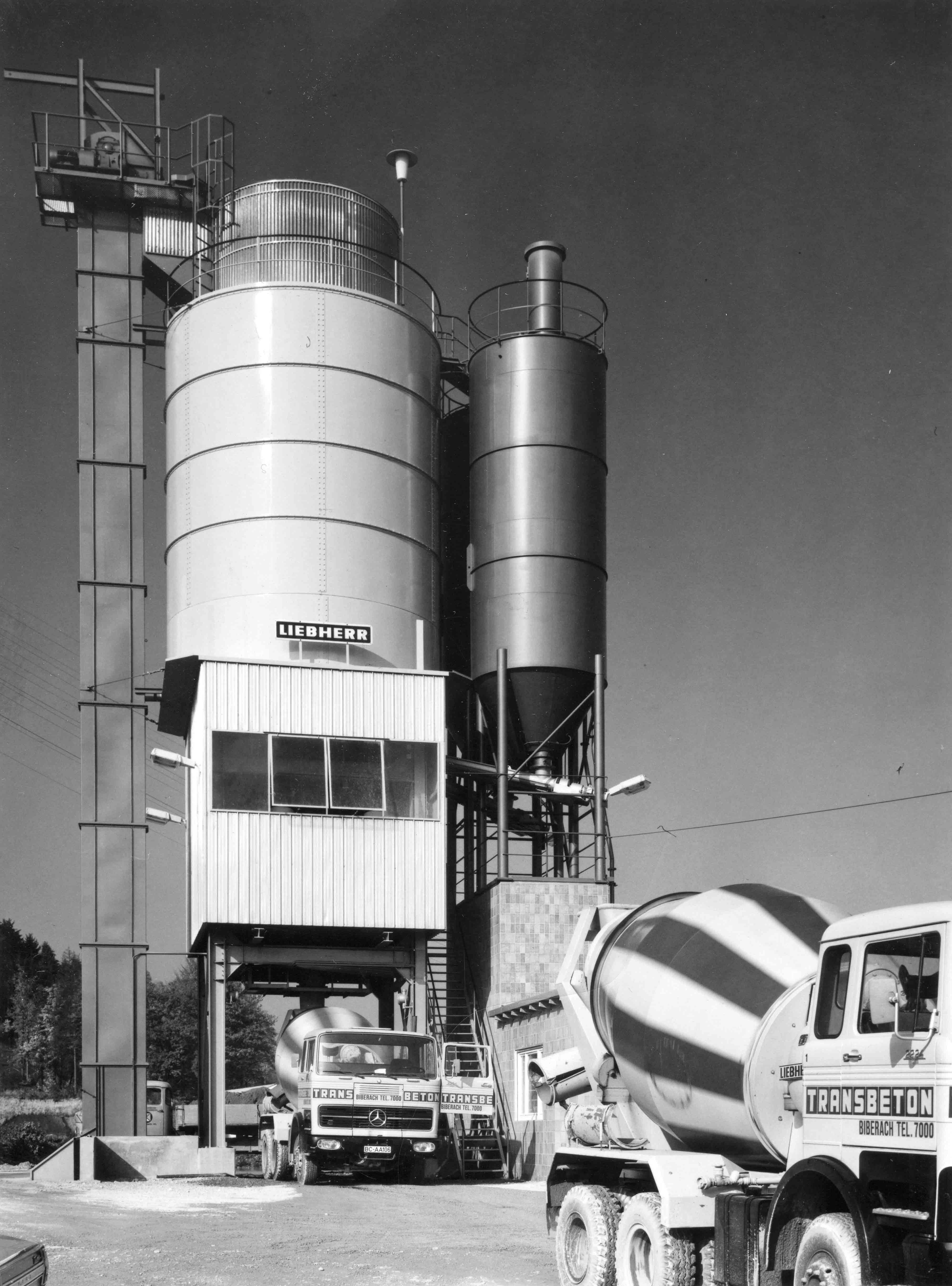 Liebherr truck mixers on site at Transbeton in the 1960s Liebherr truck mixers on site at Transbeton in the 1960s