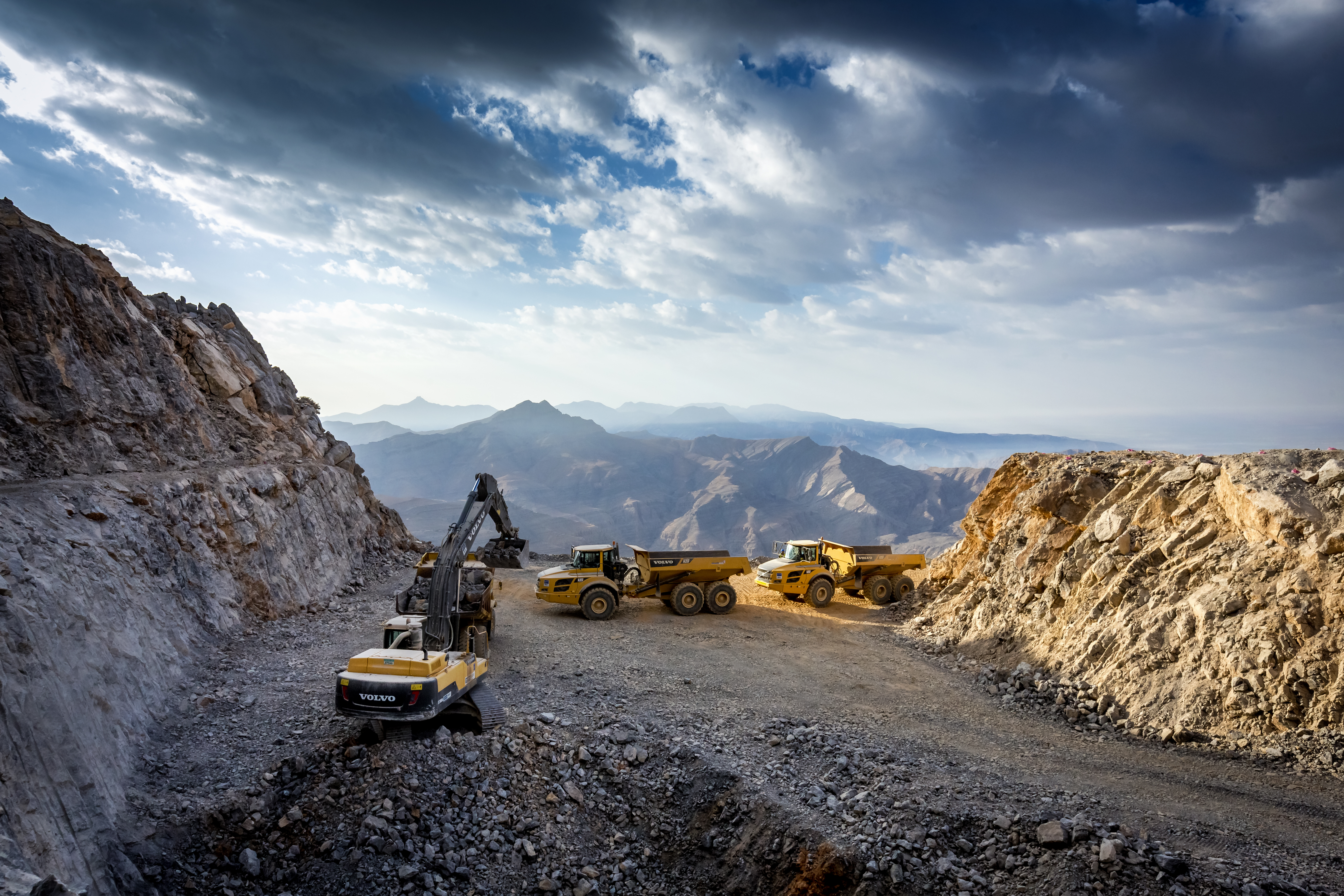 Machines from Volvo CE played a key role in building a new mountain road in the UAE Machines from Volvo CE mountain road UAE