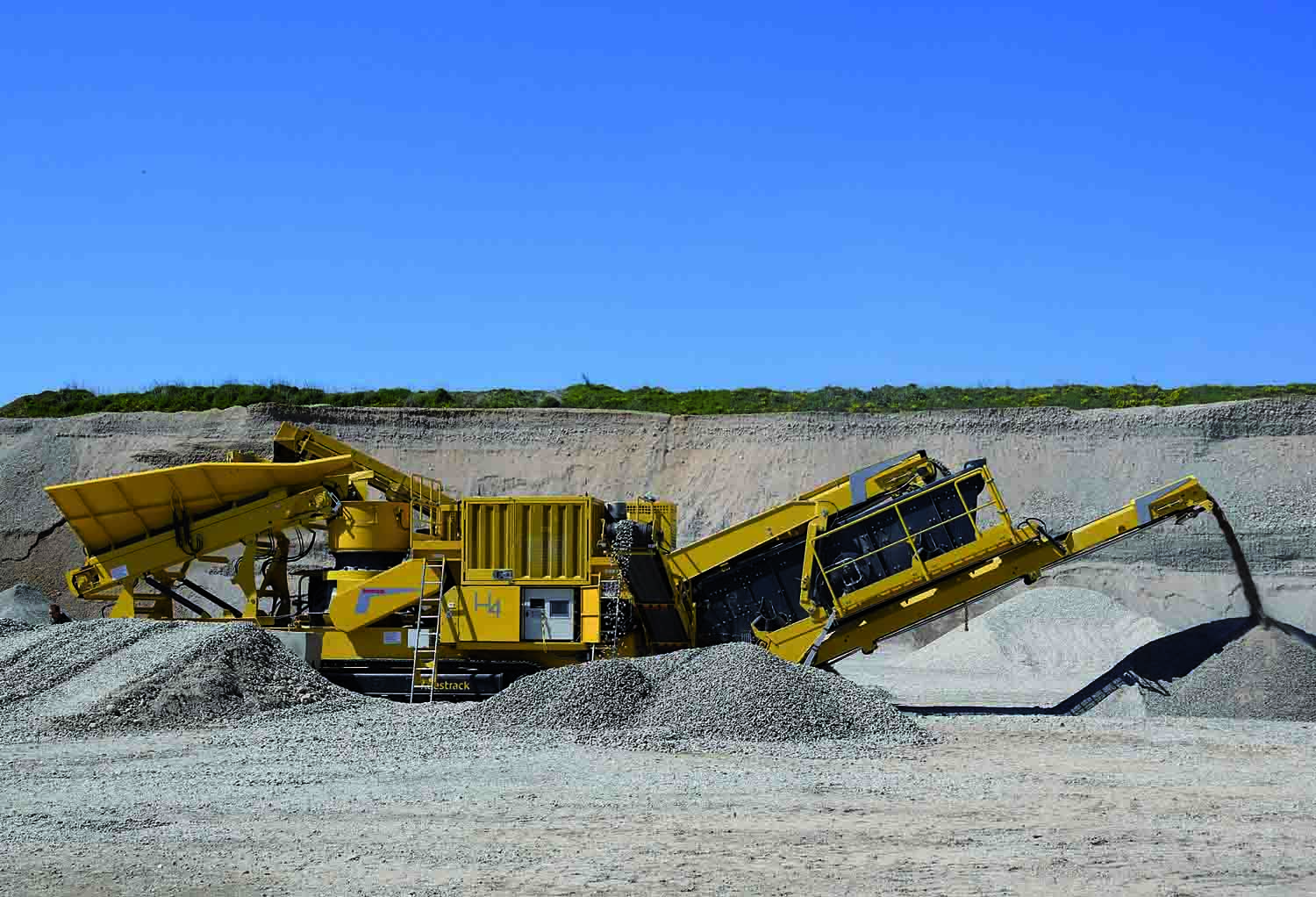 Keestrack’s new H4 model offers high performance and low running costs Keestrack H4 cone crusher