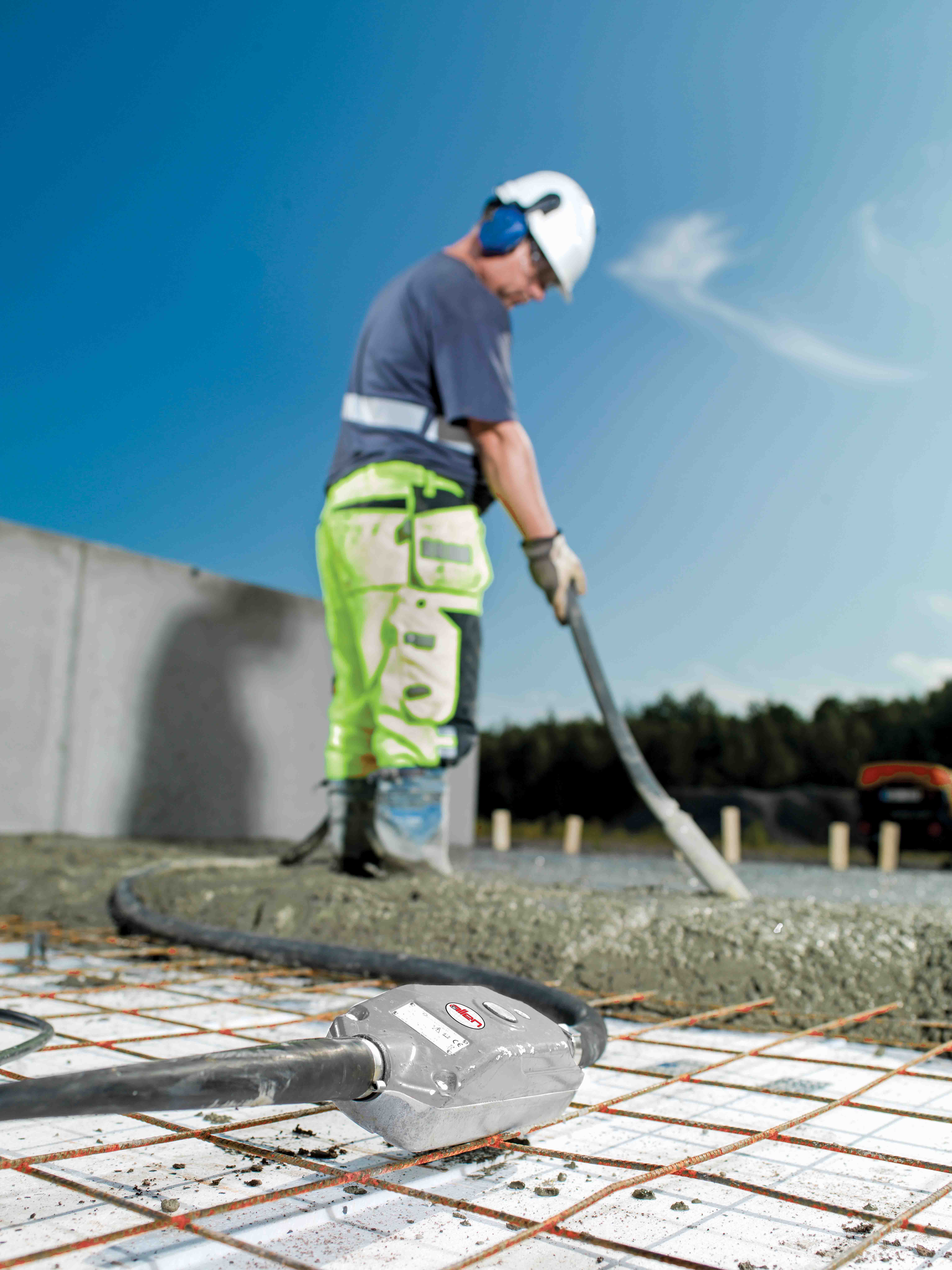 Allen’s new high frequency vibrator can help deliver a high quality concrete finish Allen Engineering vibrator