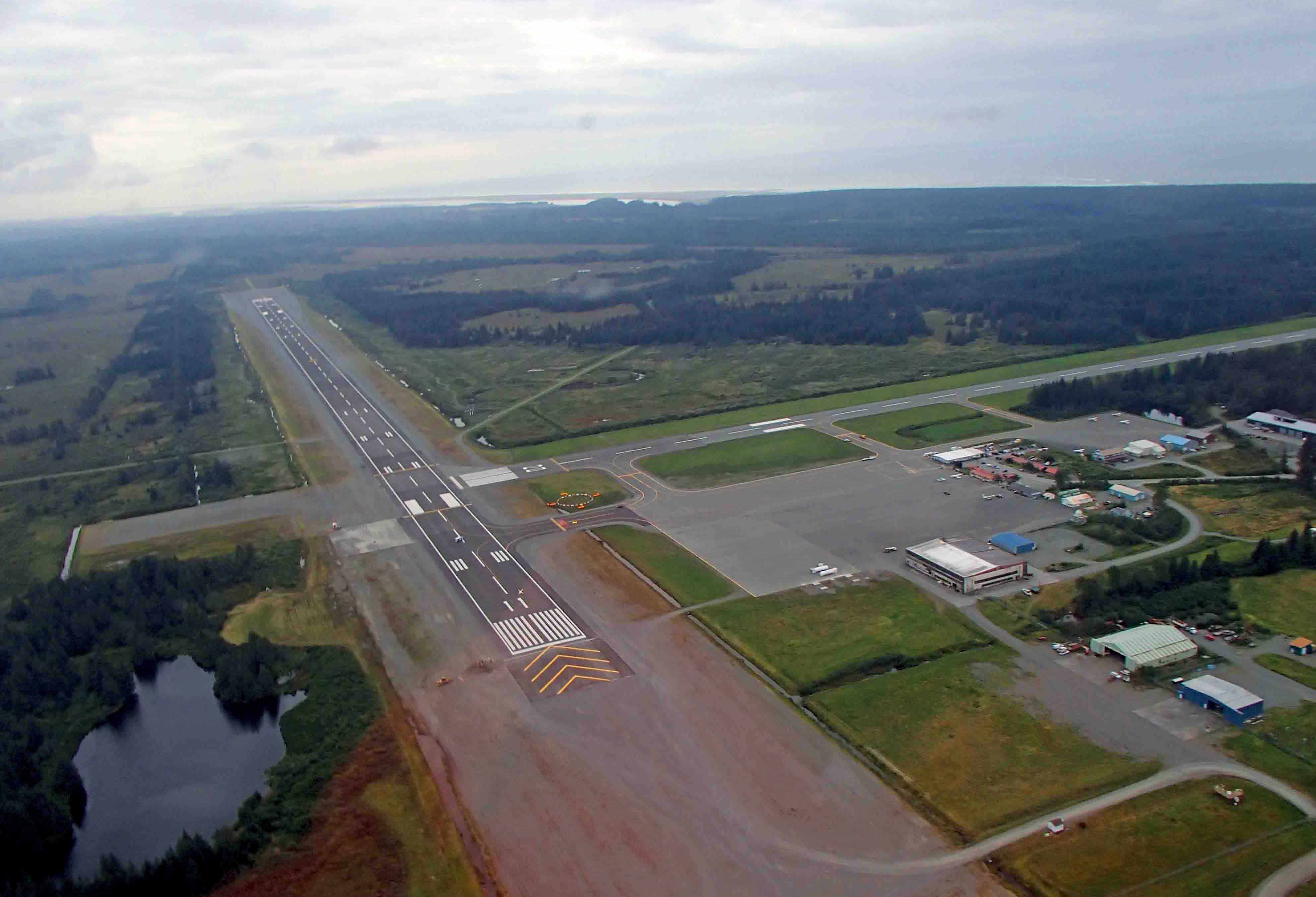 A high runway surface quality was achieved on a project in Utah using Caterpillar Paving road machinery runway surface quality