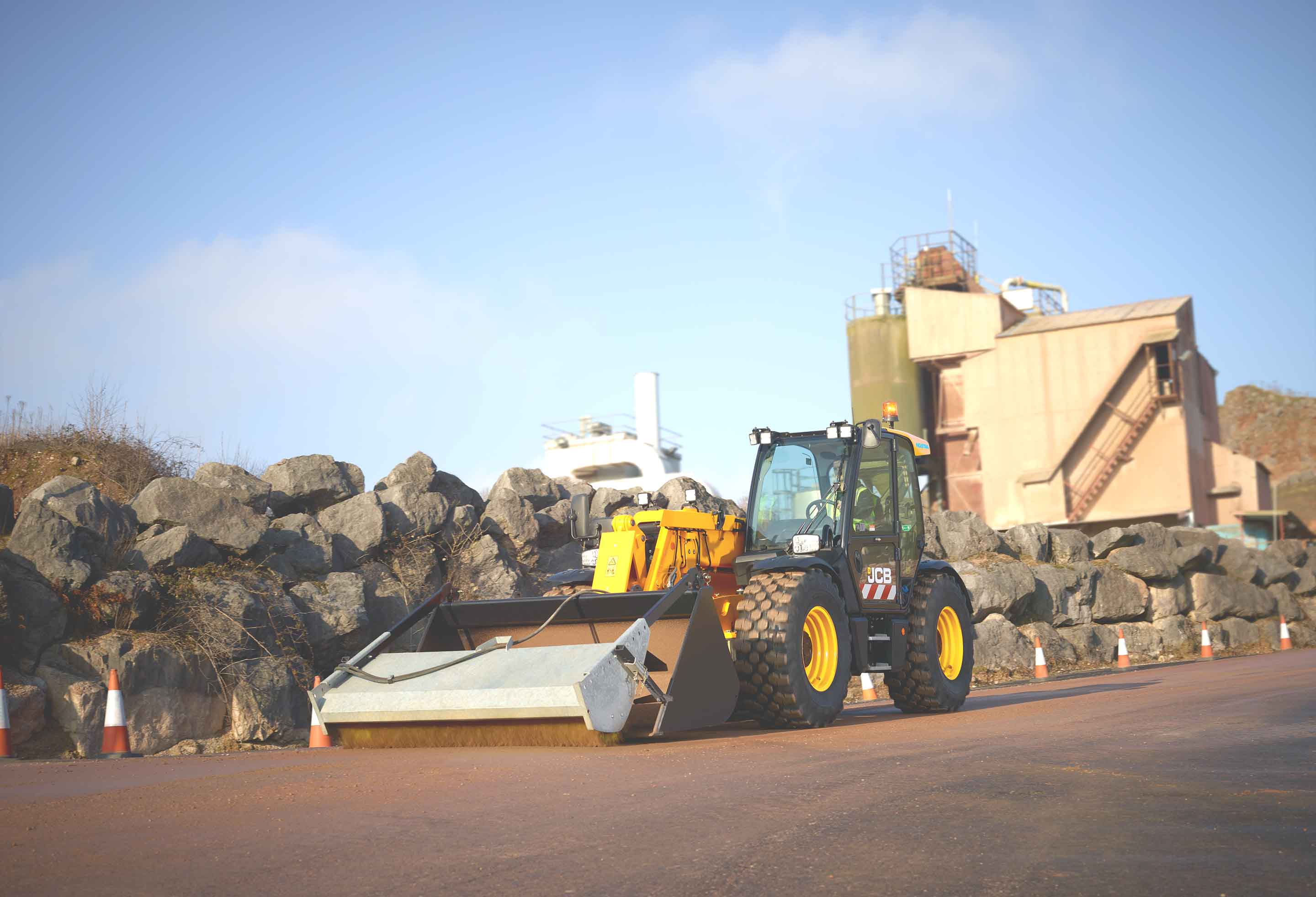 New DualTech transmission is used on JCB Loadall telescopic handlers JCB Loadall telescopic handlers