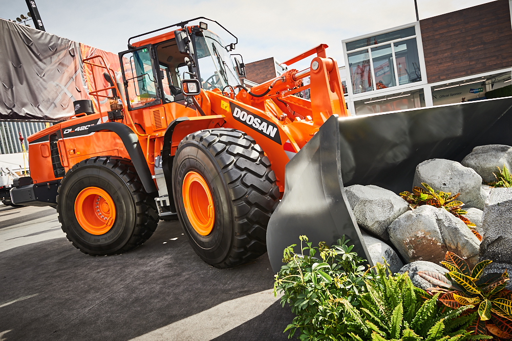 Doosan’s DL420-5 CVT wheel loader Doosan’s DL420-5 CVT wheel loader