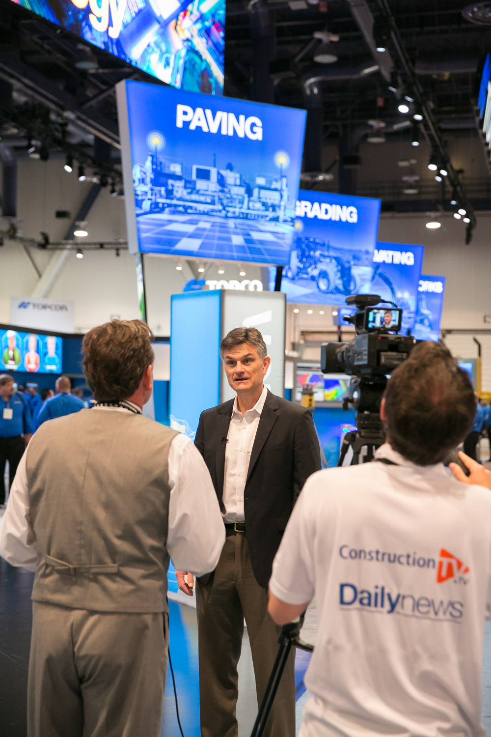 Murray Lodge VP Construction being interviewed by our ConstructionTV.TV Team Murray Lodge TOPCON