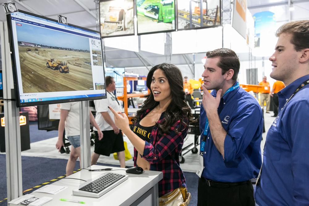 EarthCam provides live streaming from the project, straight to Procore’s project management software EarthCam Procore’s project management software