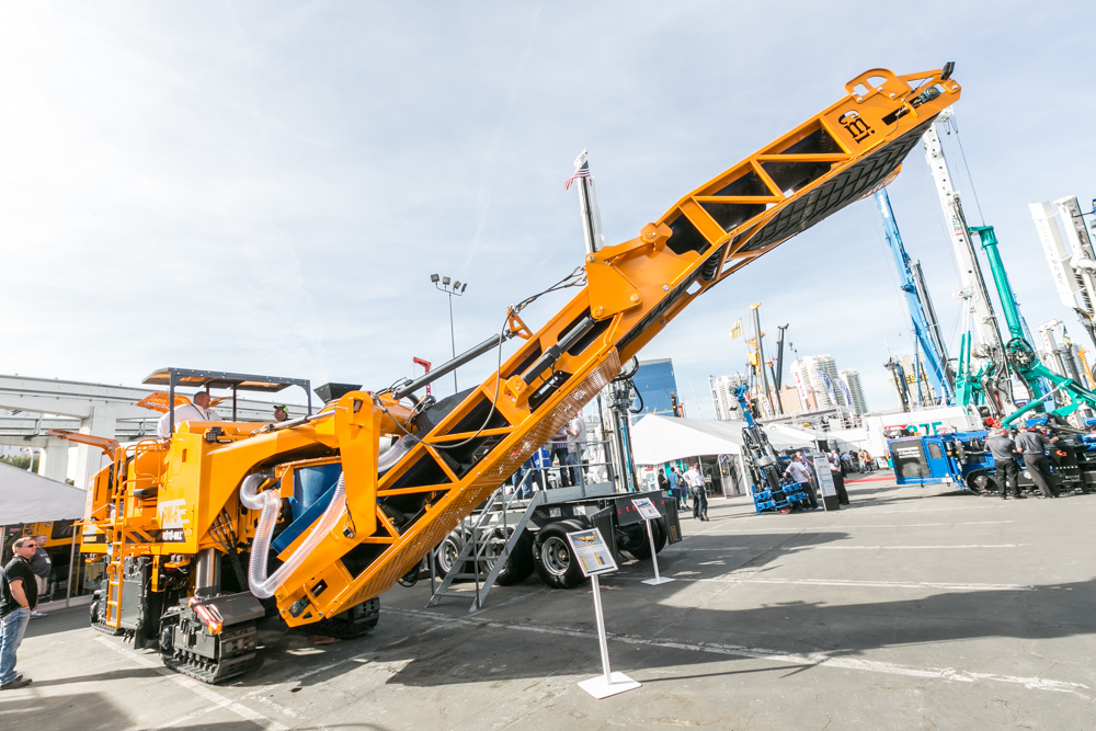 The Roto-Mill RM-6 provides a smaller footprint for contractors CMI The Roto-Mill RM-6