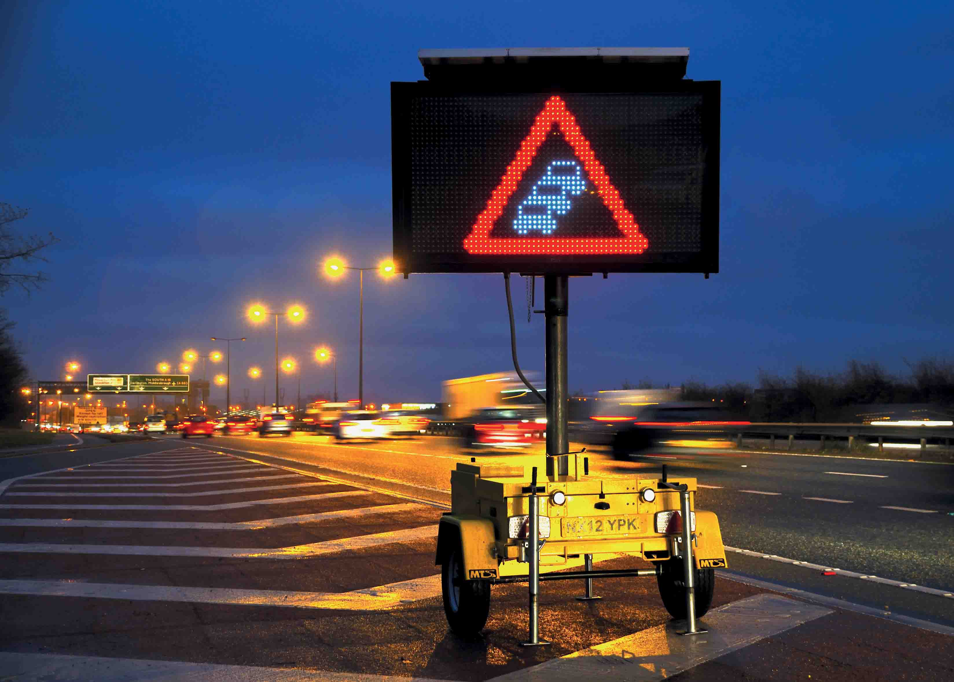 Variable message signs – part of effective communication for widening works (photo courtesy of Rennicks UK) Variable message signs