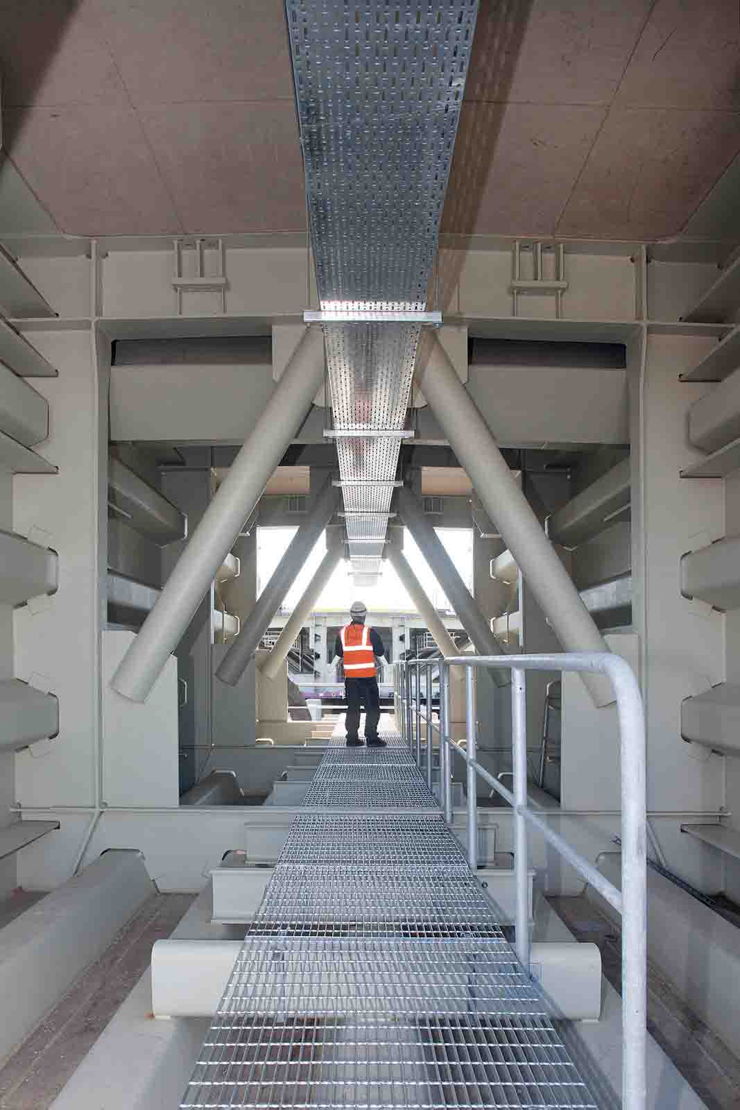 Queensferry Crossing takes shape Queensferry Crossing takes shape
