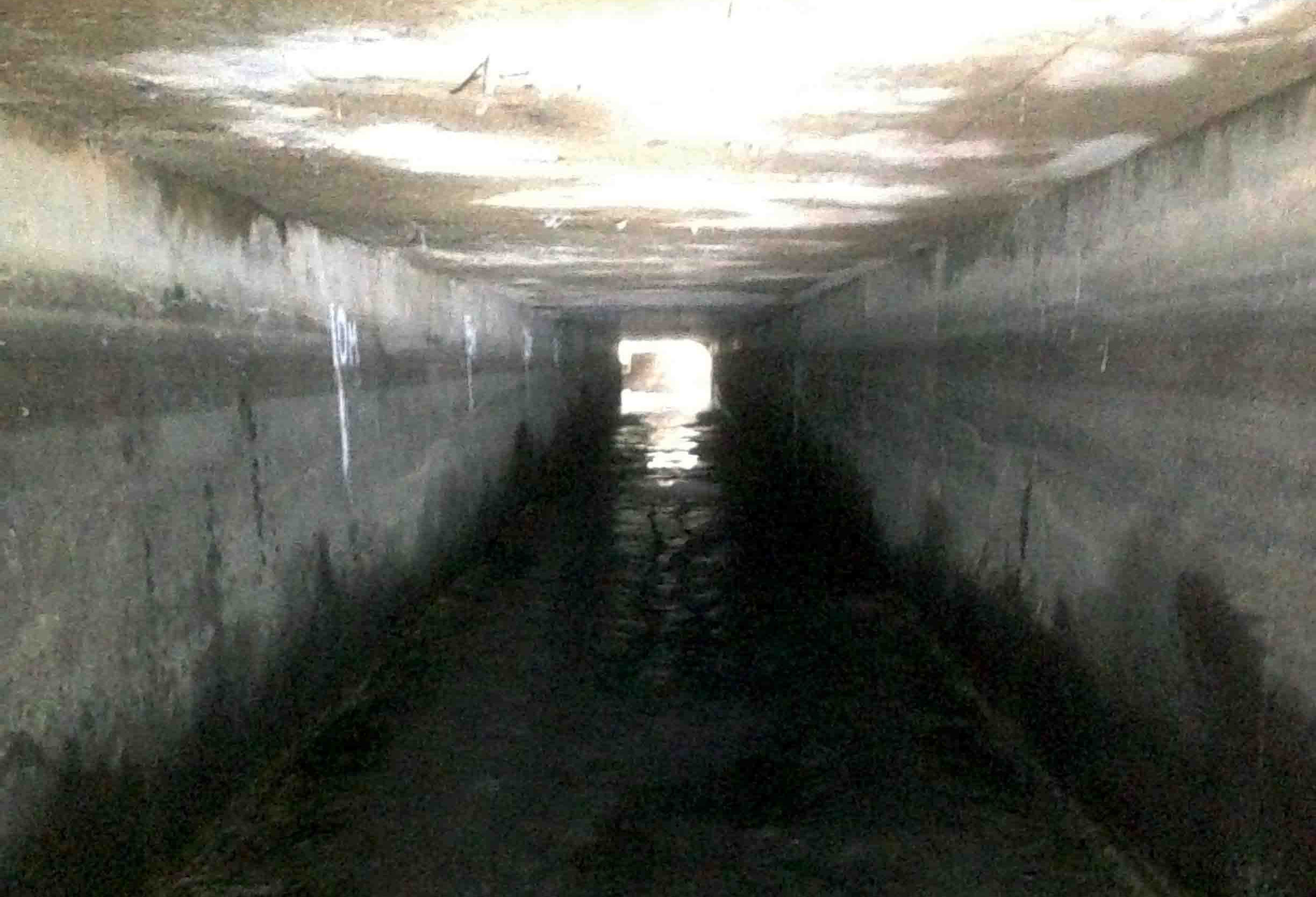 Now you see it, now you don’t: 400tonnes of silt removed Tunnel clogged by debris