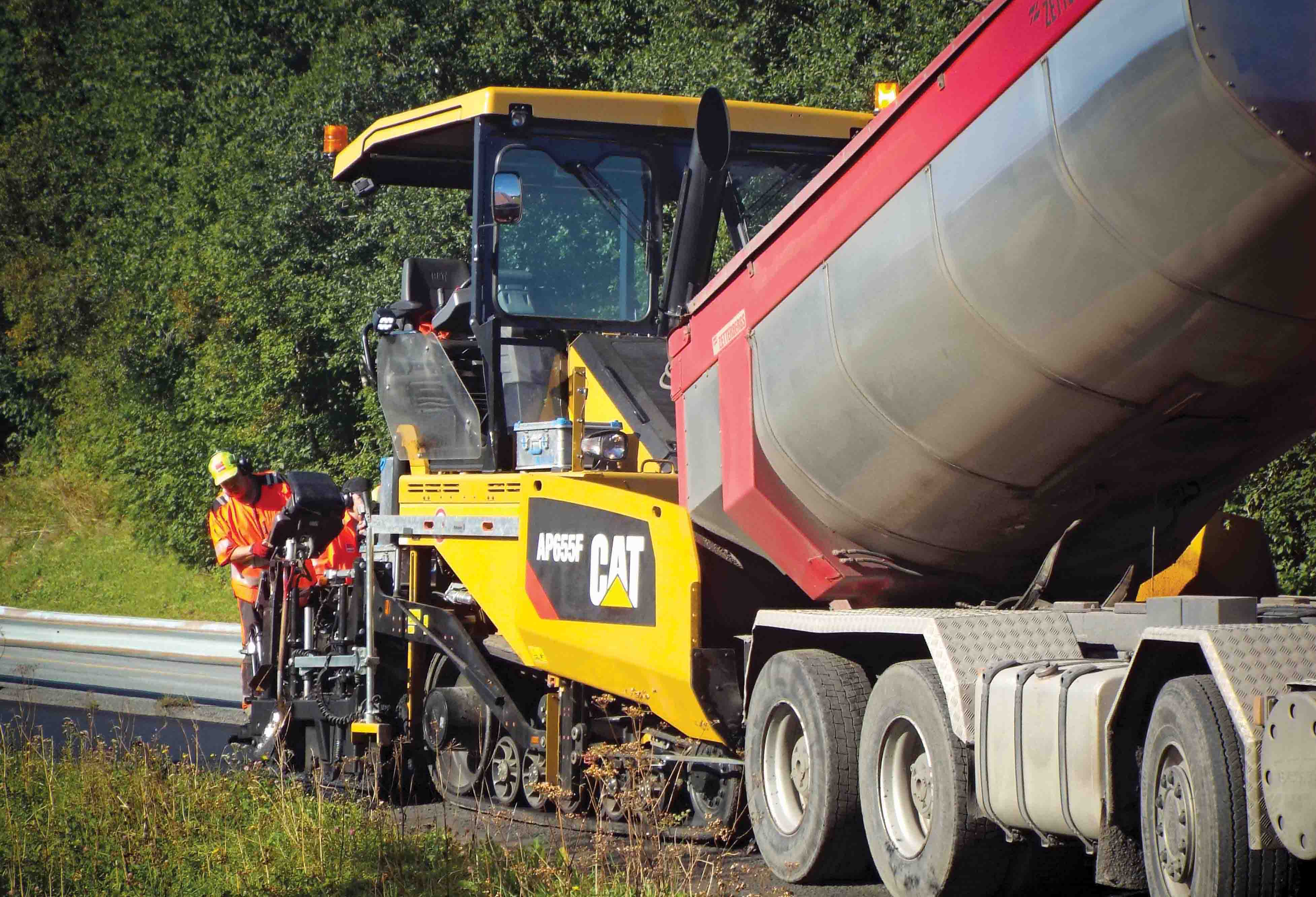 Caterpillar has versions of its F Series pavers suitable for European and US markets Caterpillar F Series paver