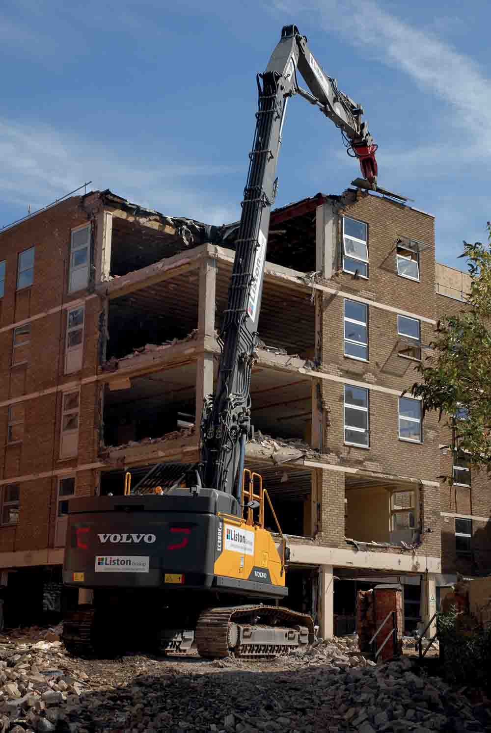 Mr. Tickle’s office: “Best cab on the market” Volvo EC380E high reach machine
