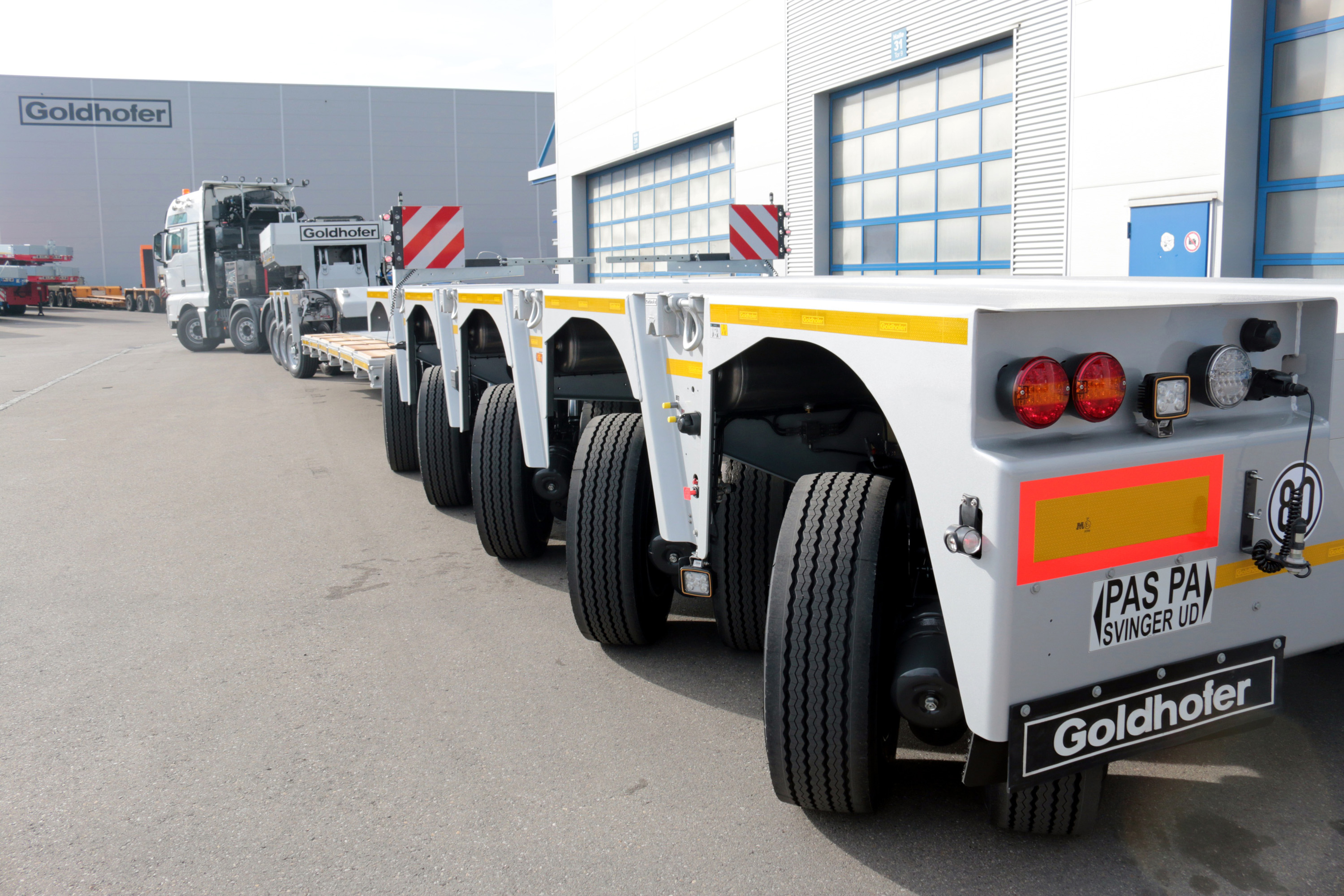 Goldhofer's
STZ-VP8 285
STZ-VP8 285