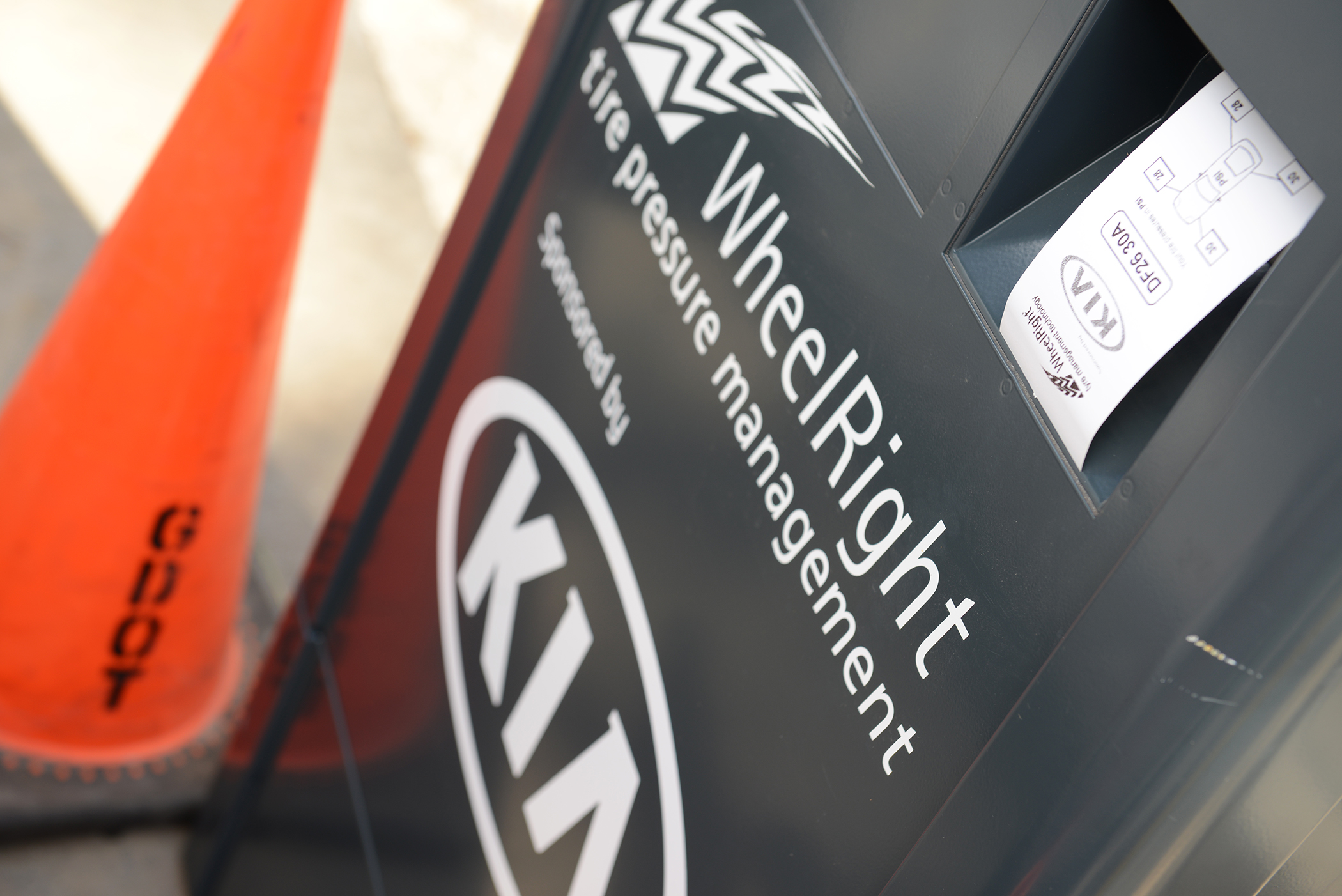 WheelRight technology checks tyre conditions WheelRight checks trye conditions