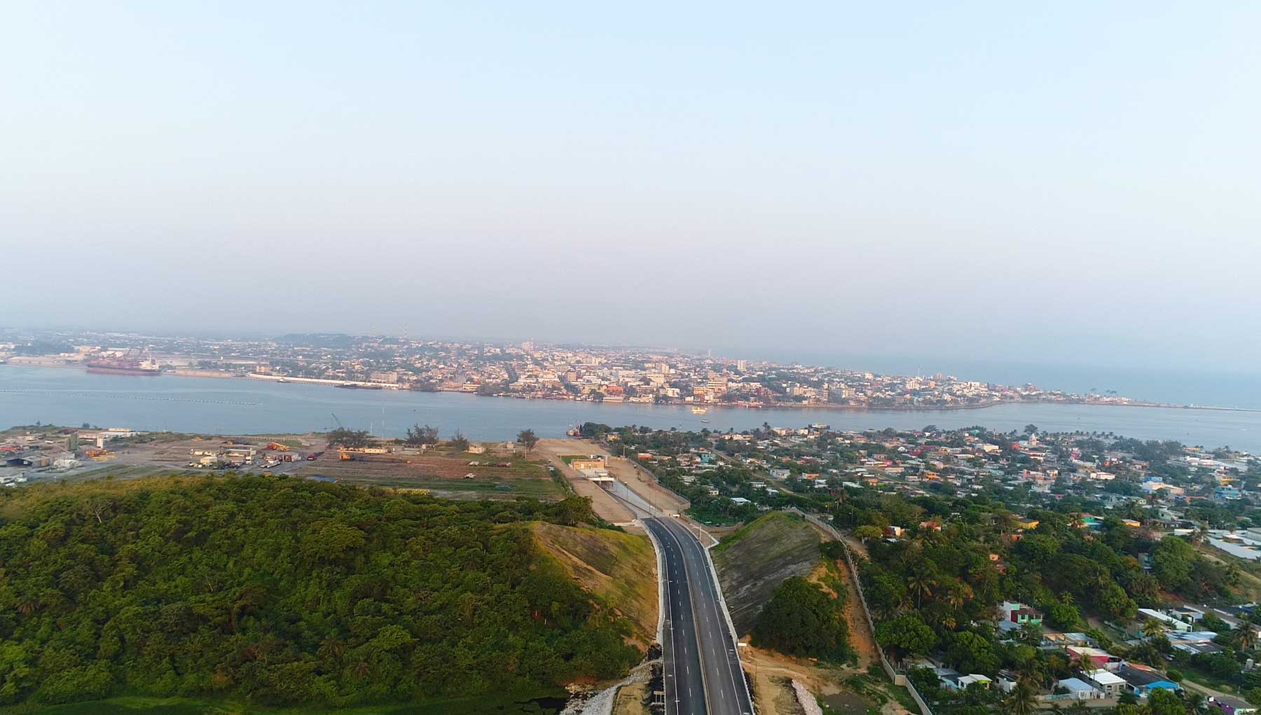 The new tunnel sets a precedent for Latin America Mexicos-first-underwater-tunnel