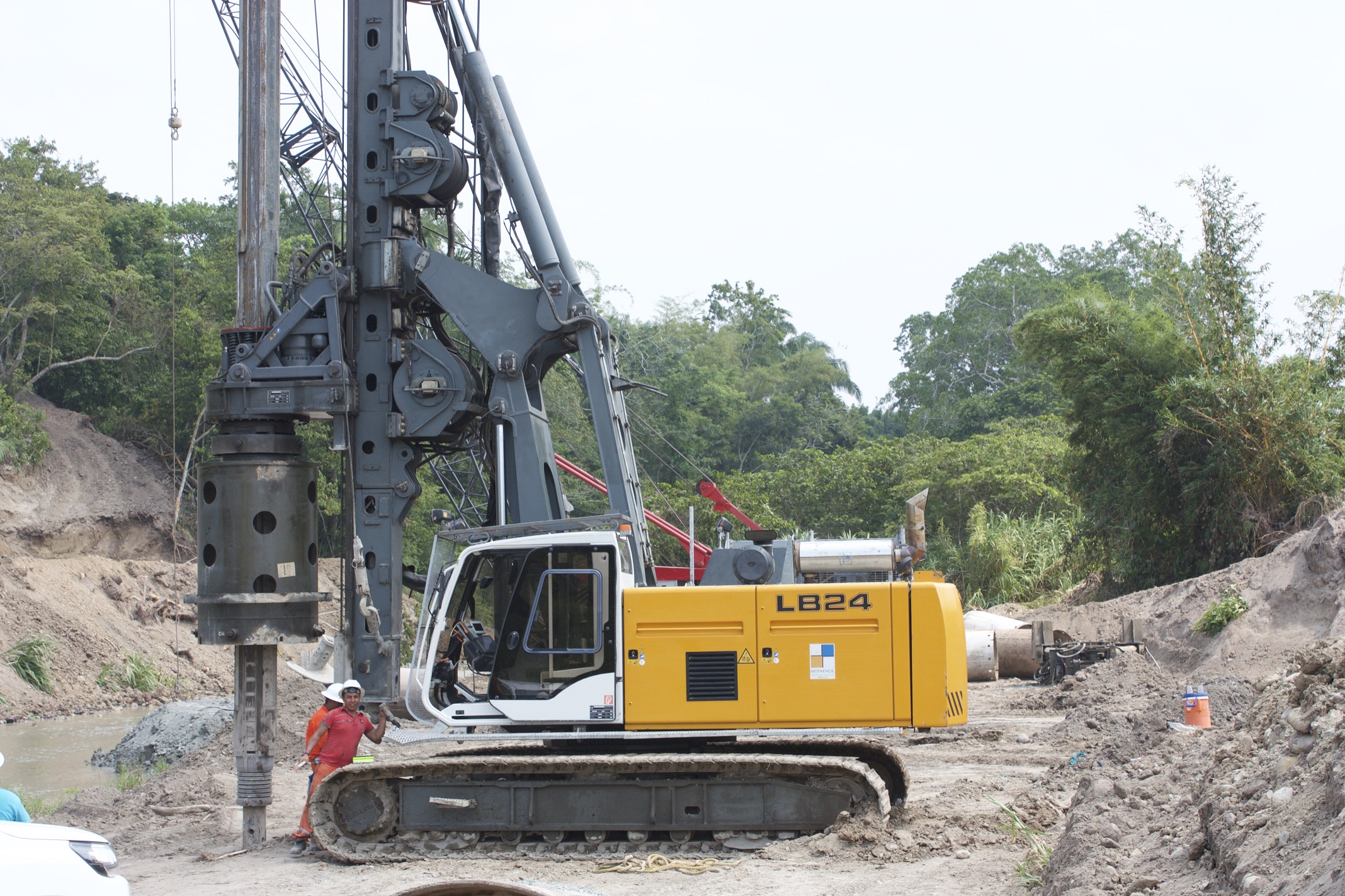 The Liebherr machines are being used to help deliver a new highway in Mexico Liebherr machine